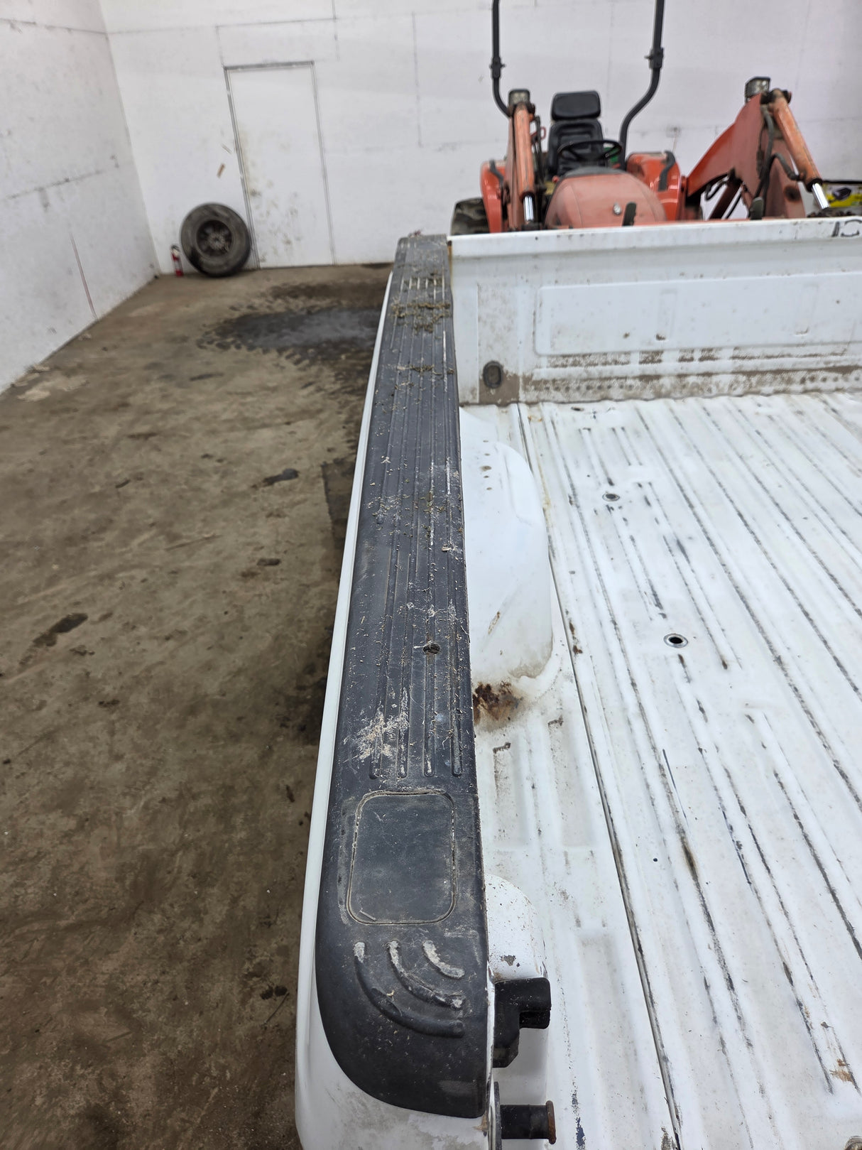 1999-2010 Ford Super Duty F250 F350 6' 9" Short Truck Bed