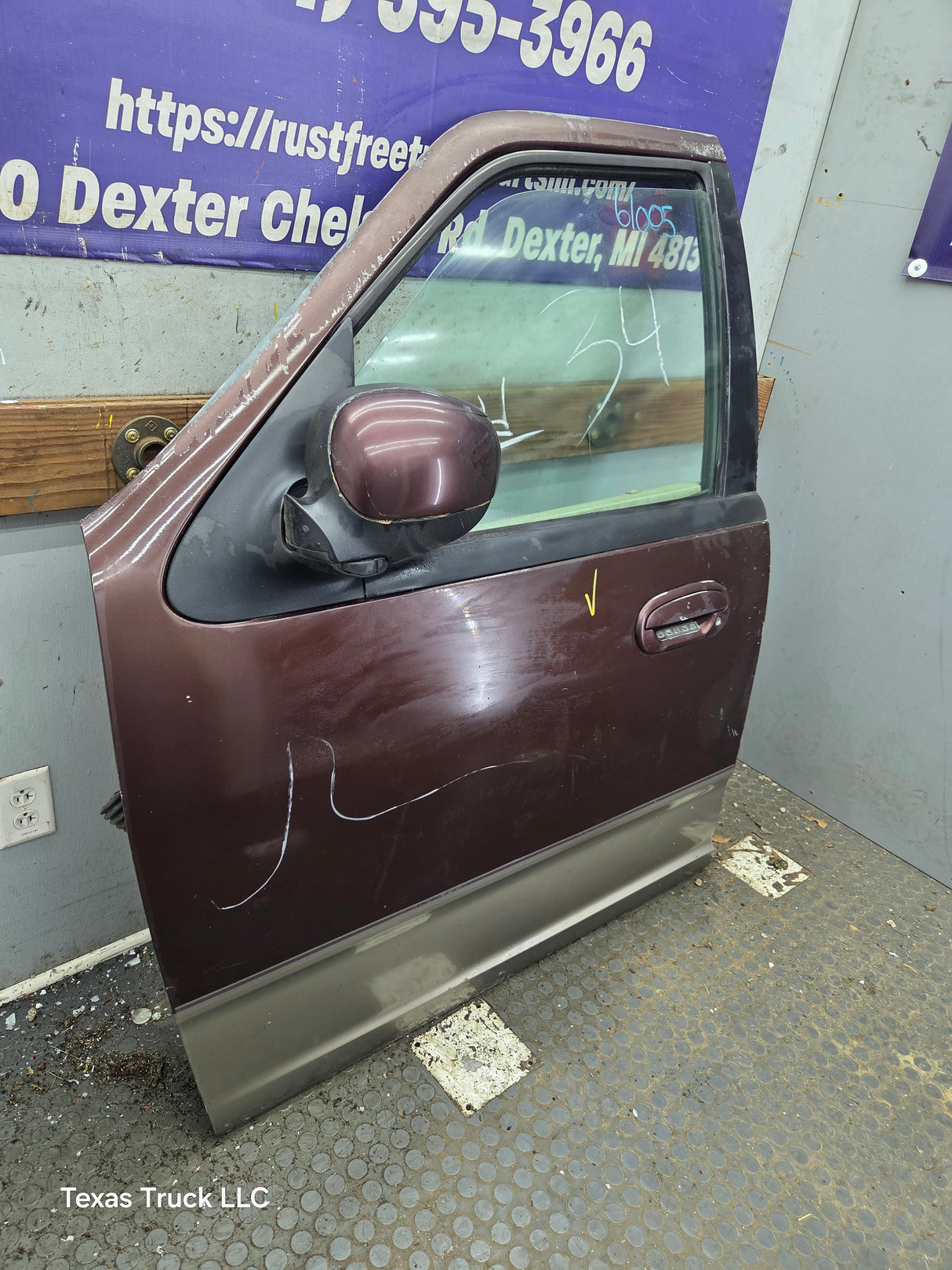 1997-2003 Ford F150 Crew Cab Driver Side LH Front Door