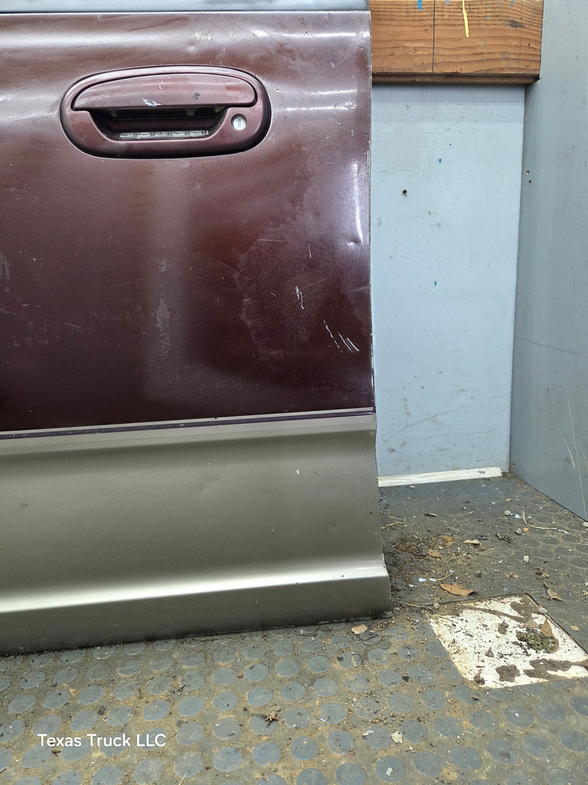 1997-2003 Ford F150 Crew Cab Driver Side LH Front Door