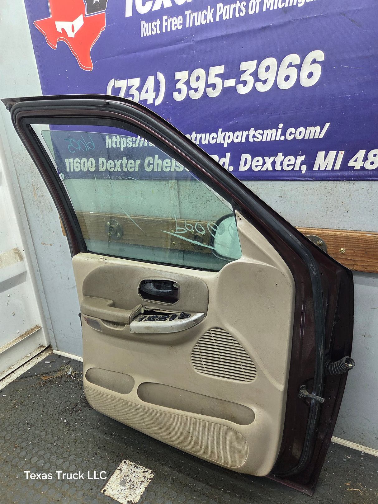 1997-2003 Ford F150 Crew Cab Driver Side LH Front Door