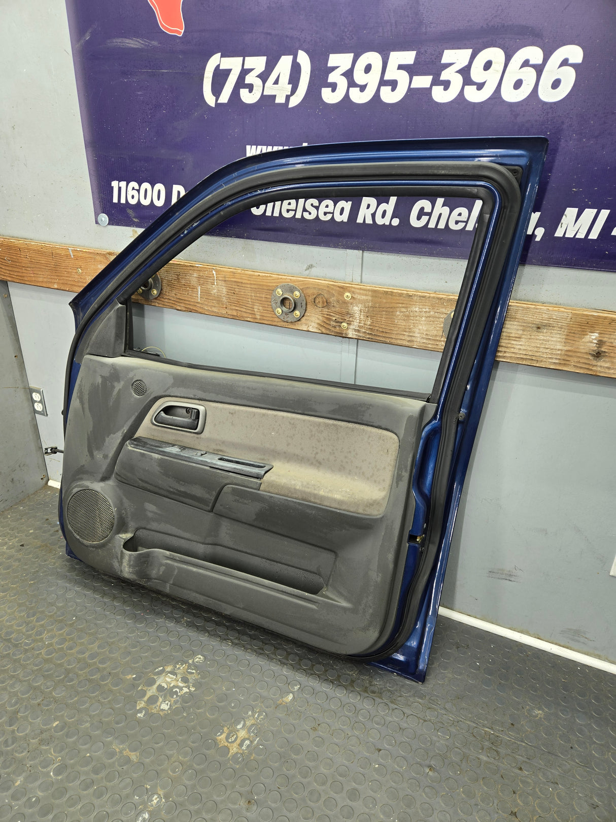 2004-2012 Chevrolet Colorado / GMC Canyon Passenger Side Crew Cab Door RH