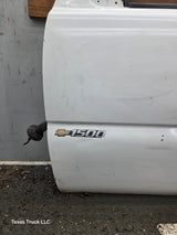 1999-2006 Chevrolet Silverado / GMC Sierra 1500 2500 3500 HD Front Driver Side Door LH