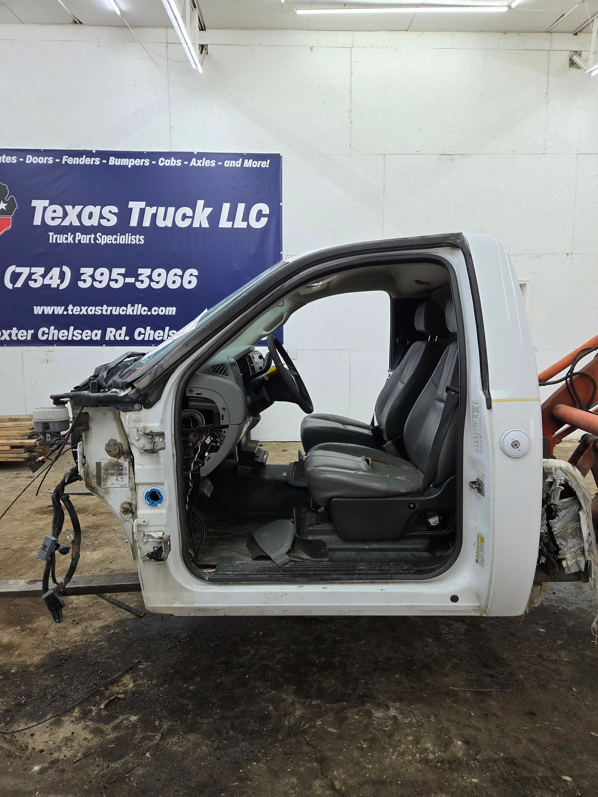 2007-2013 Chevrolet Silverado / GMC Sierra 1500 2500 3500 HD Regular Cab
