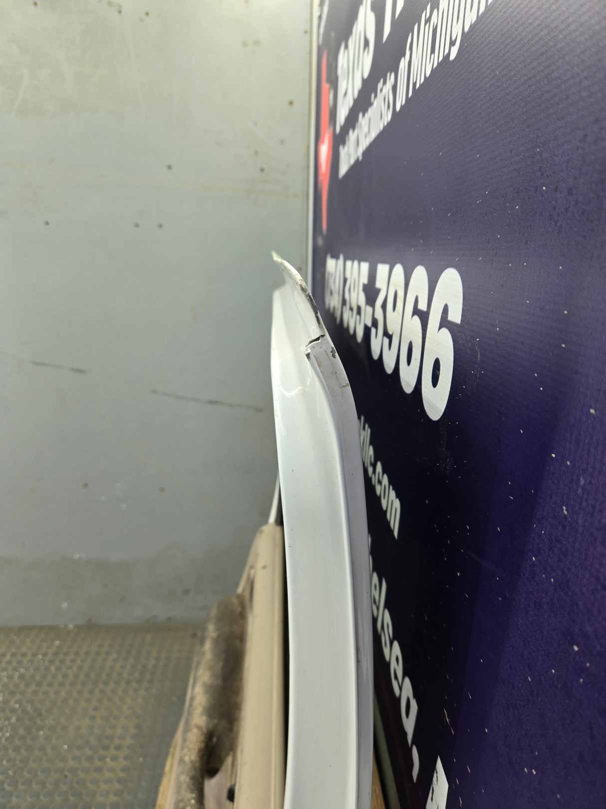 1999-2007 Chevrolet Silverado / GMC Sierra 1500 2500 3500 HD Rear Driver side LH Crew Cab rear door