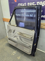 1987-1997 Ford F Series F250 F350 F450 F550 RH Passenger Side Front Door