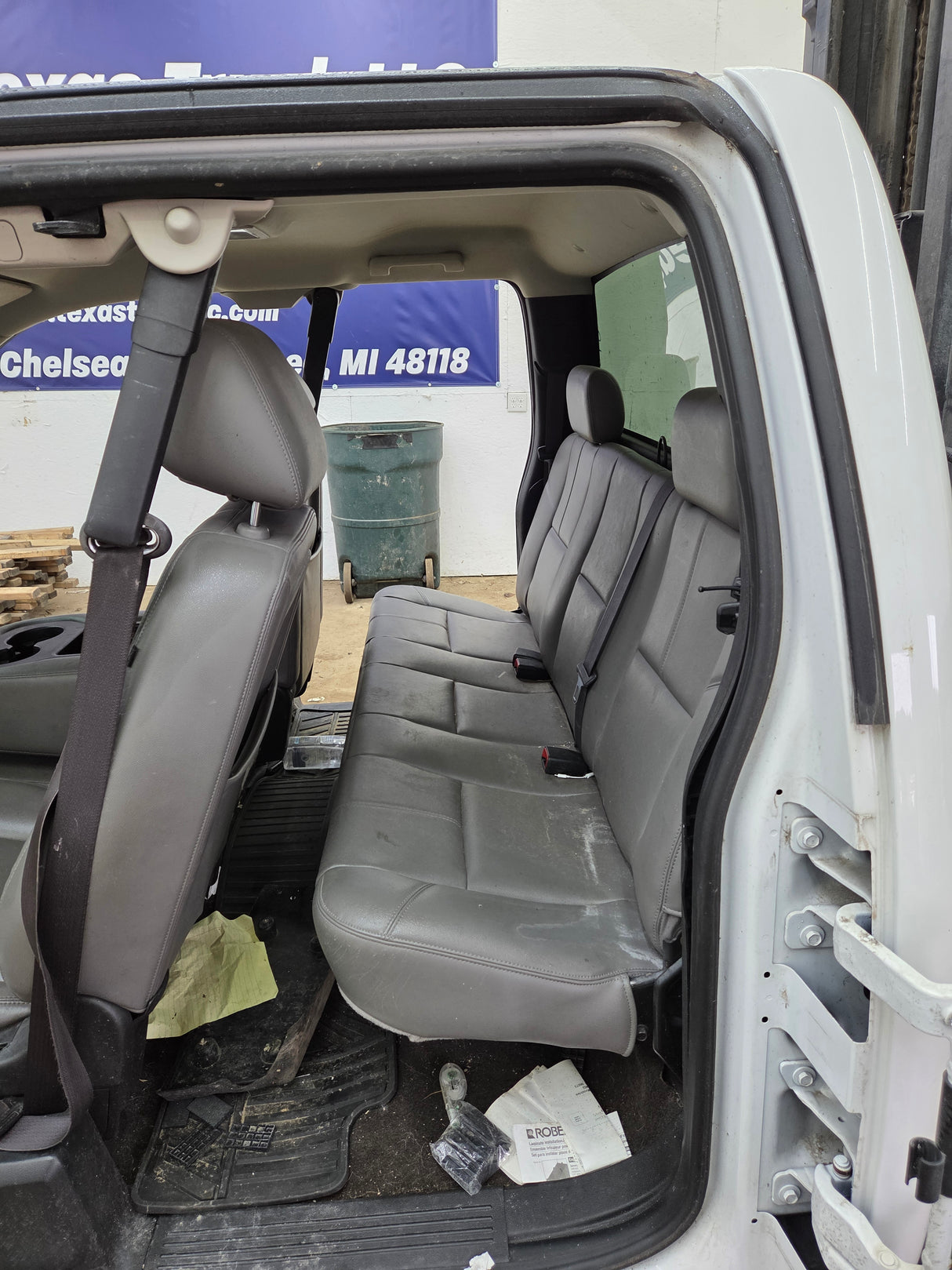2007-2013 Chevrolet Silverado / GMC Sierra 1500 2500 3500 HD Extended Cab