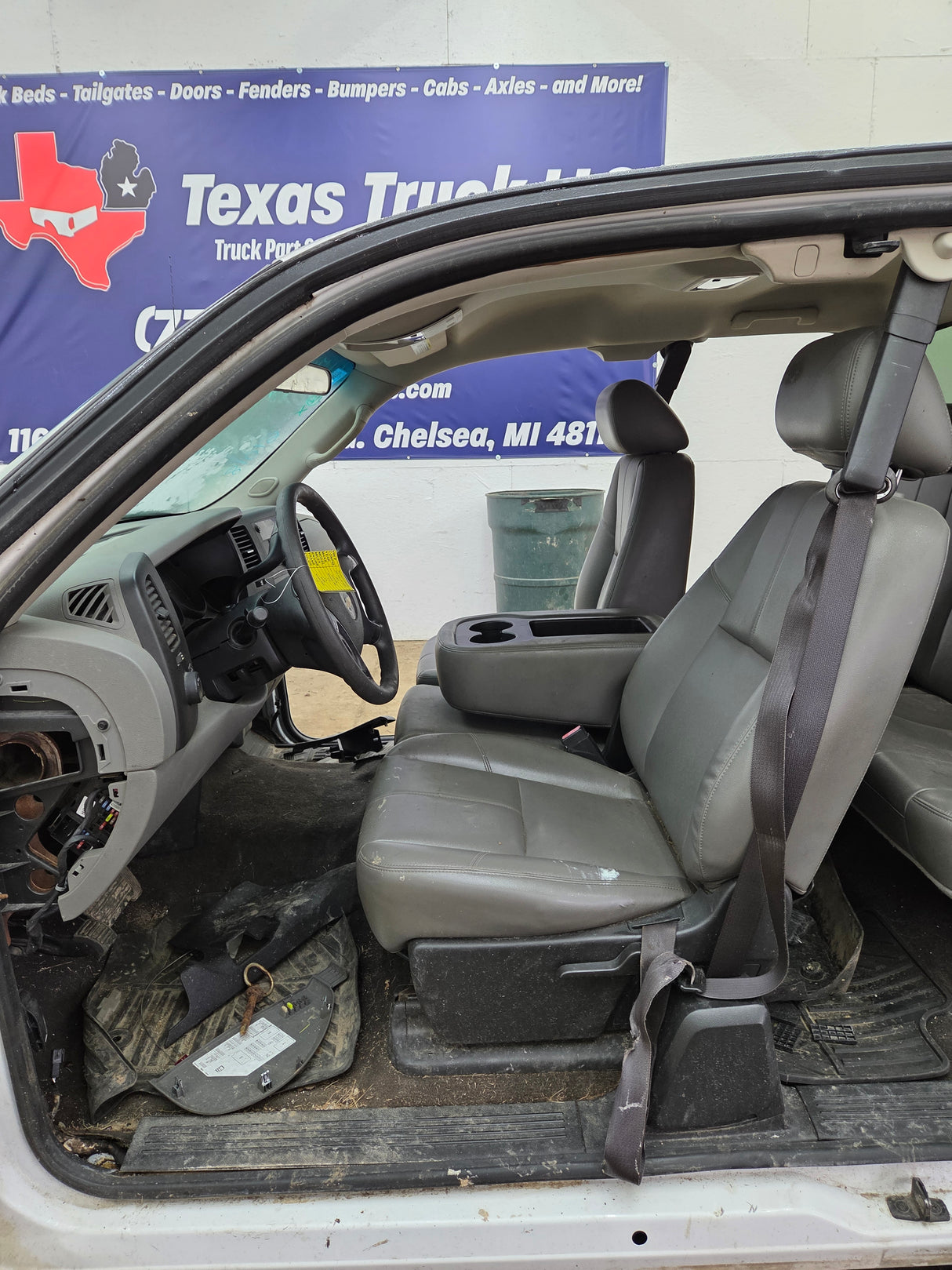 2007-2013 Chevrolet Silverado / GMC Sierra 1500 2500 3500 HD Extended Cab