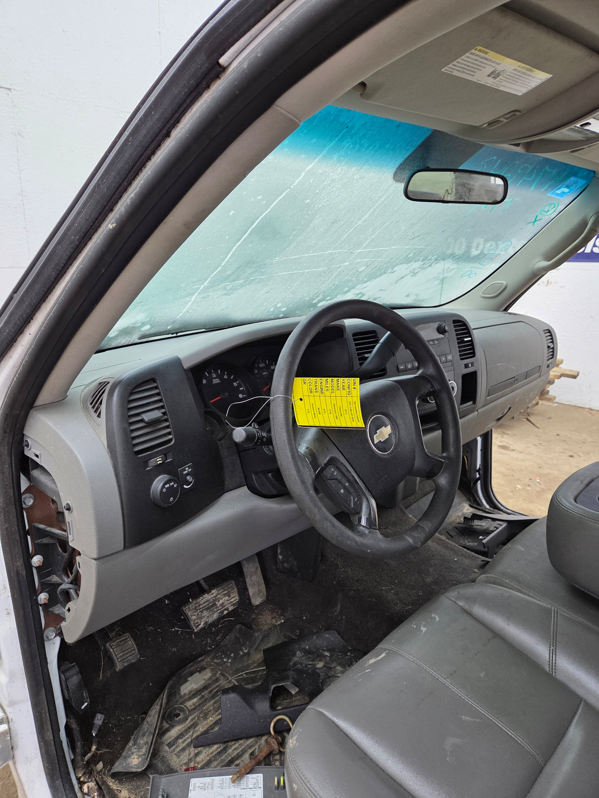 2007-2013 Chevrolet Silverado / GMC Sierra 1500 2500 3500 HD Extended Cab