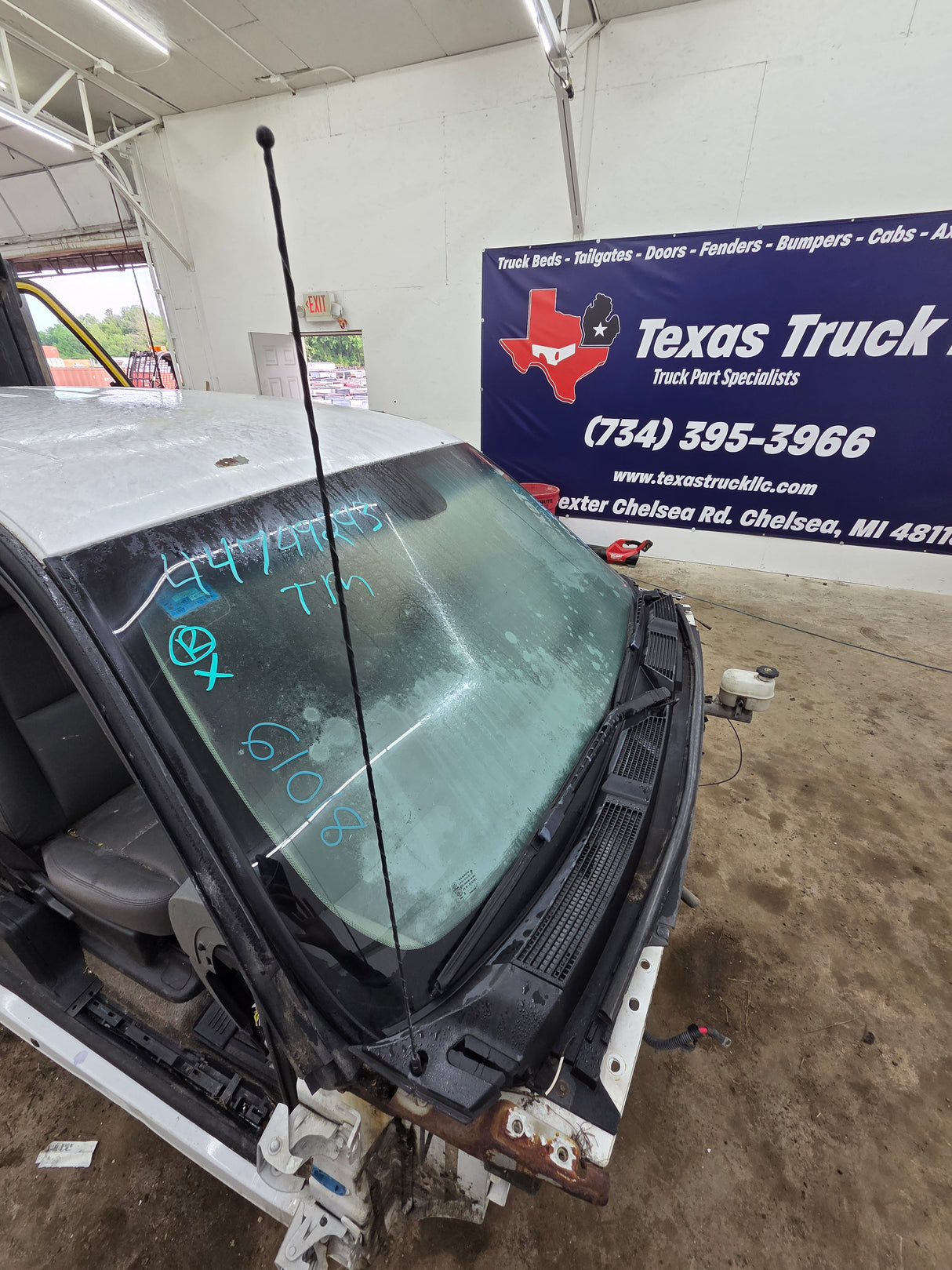2007-2013 Chevrolet Silverado / GMC Sierra 1500 2500 3500 HD Extended Cab