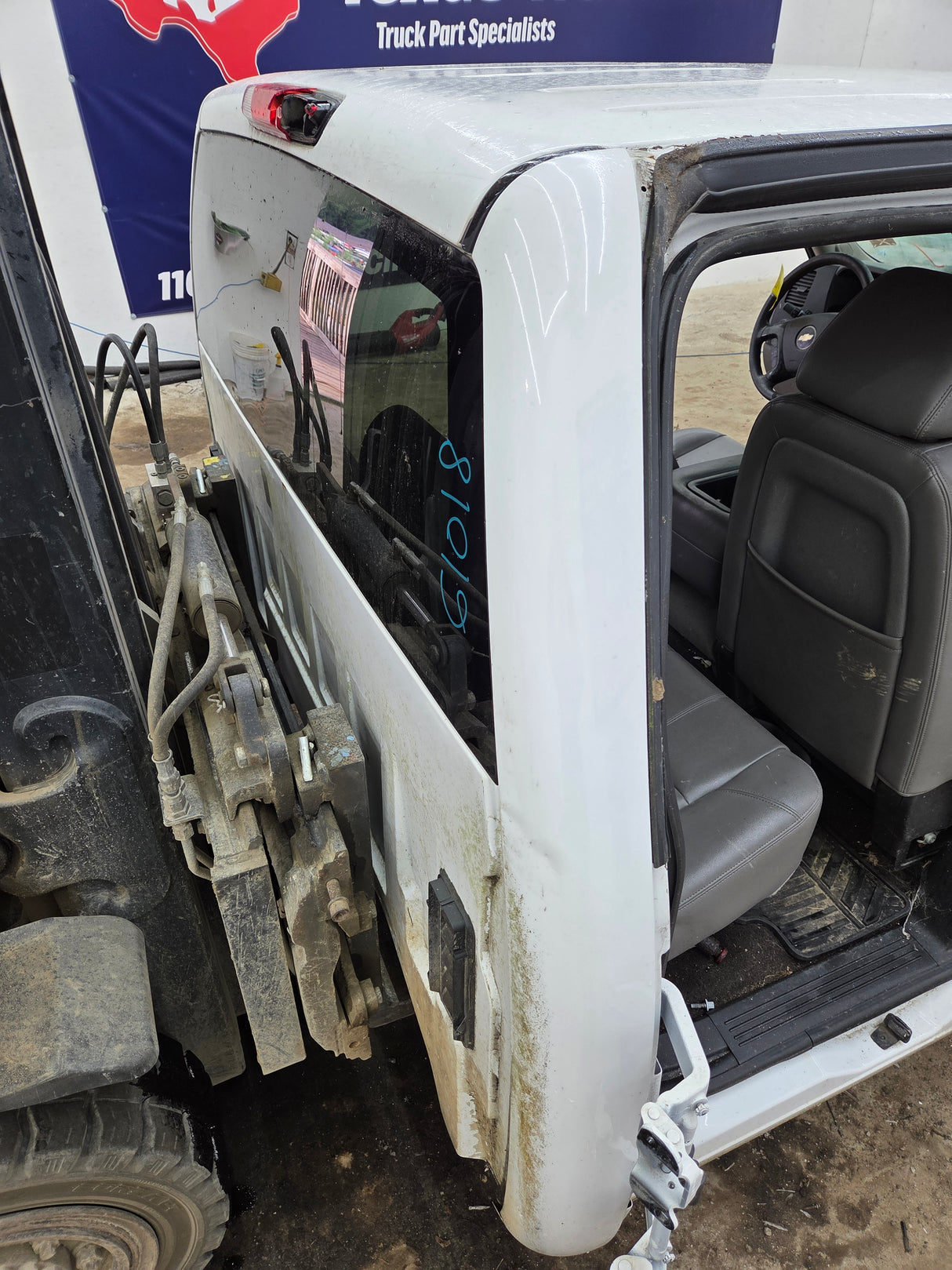 2007-2013 Chevrolet Silverado / GMC Sierra 1500 2500 3500 HD Extended Cab