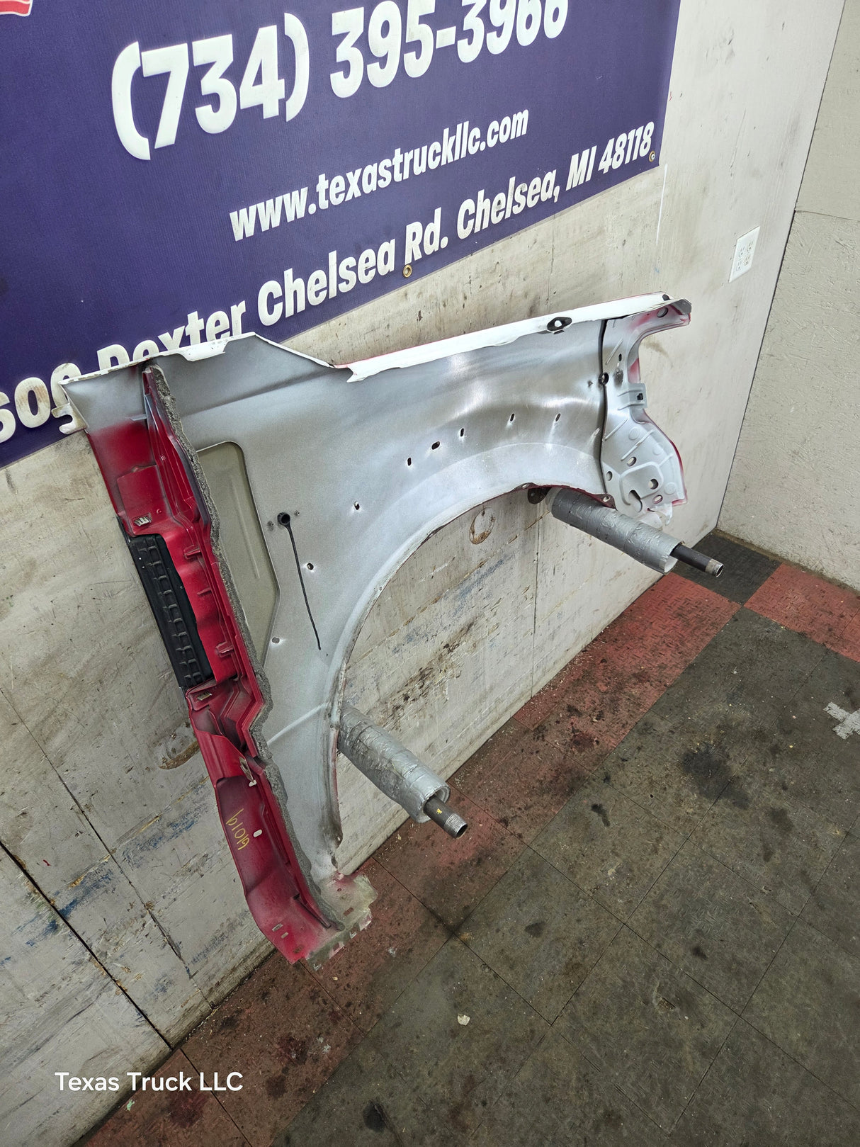 2017-2019 Ford Super Duty F450 F550 LH Driver Fender