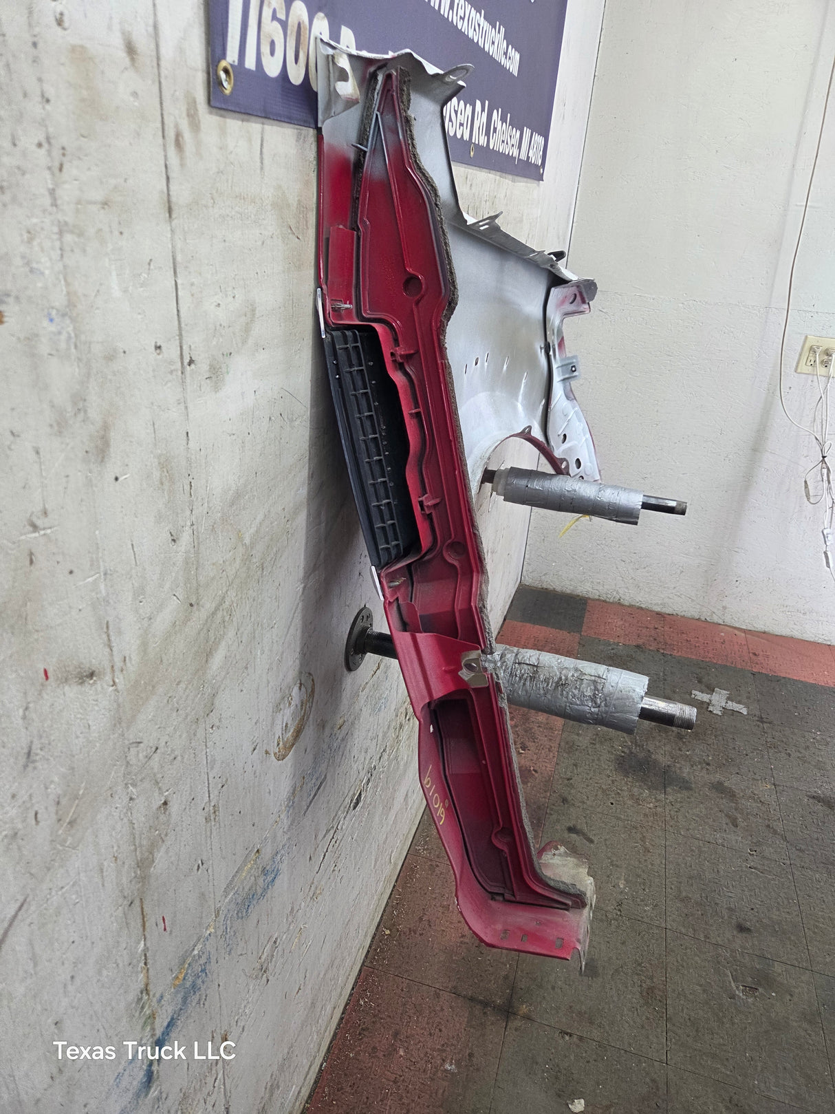 2017-2019 Ford Super Duty F450 F550 LH Driver Fender