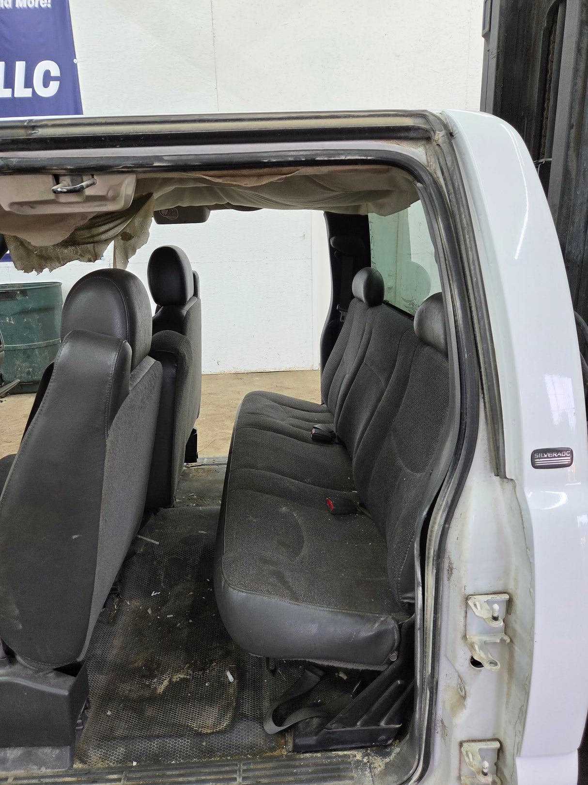 1999-2007 Chevrolet Silverado / GMC Sierra 1500 2500 HD 3500HD Extended Cab Body - Summit White (Copy)