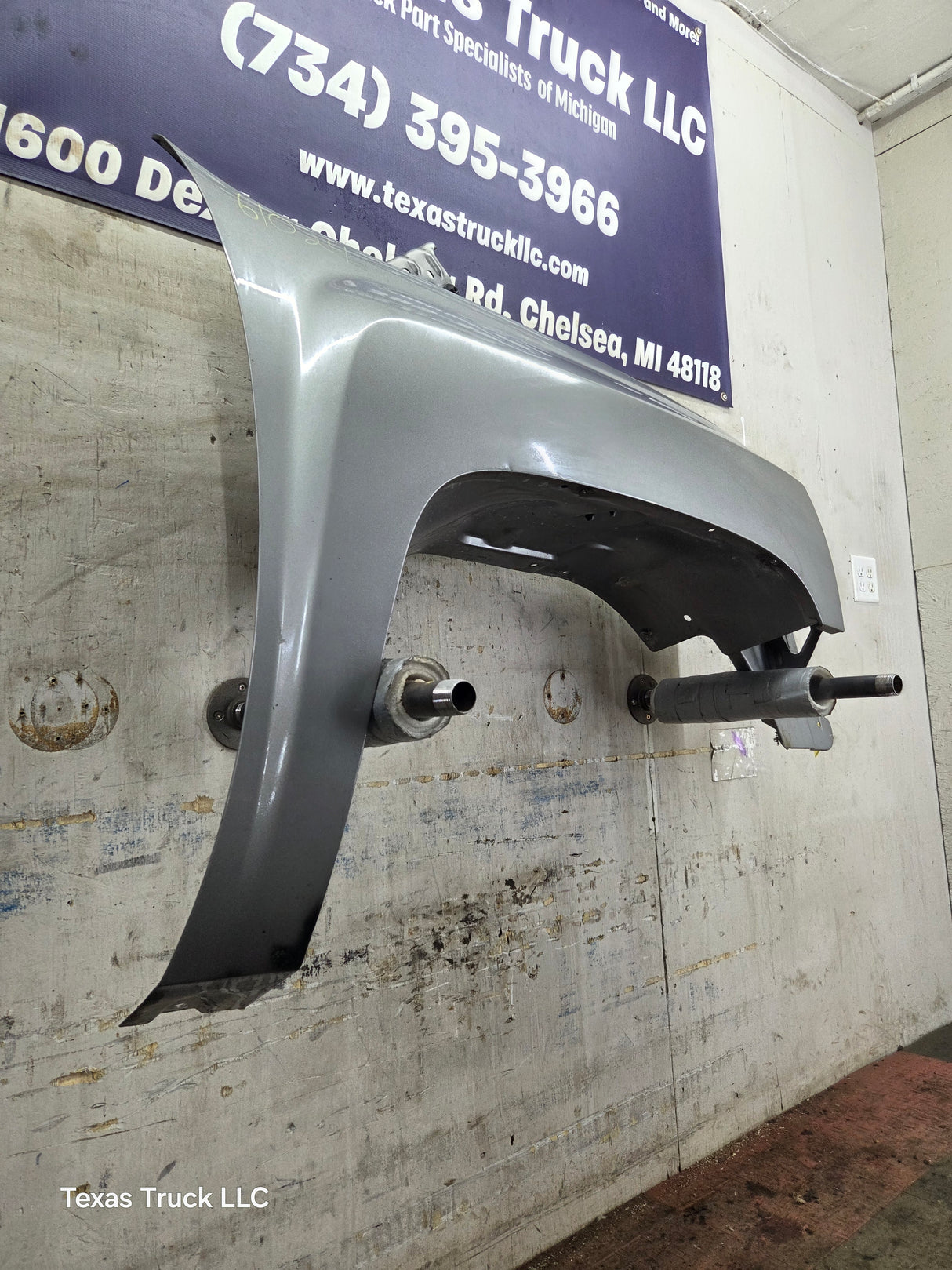 2007-2013 Chevrolet Silverado Passenger Side Front RH Fender 1500 2500 3500 HD
