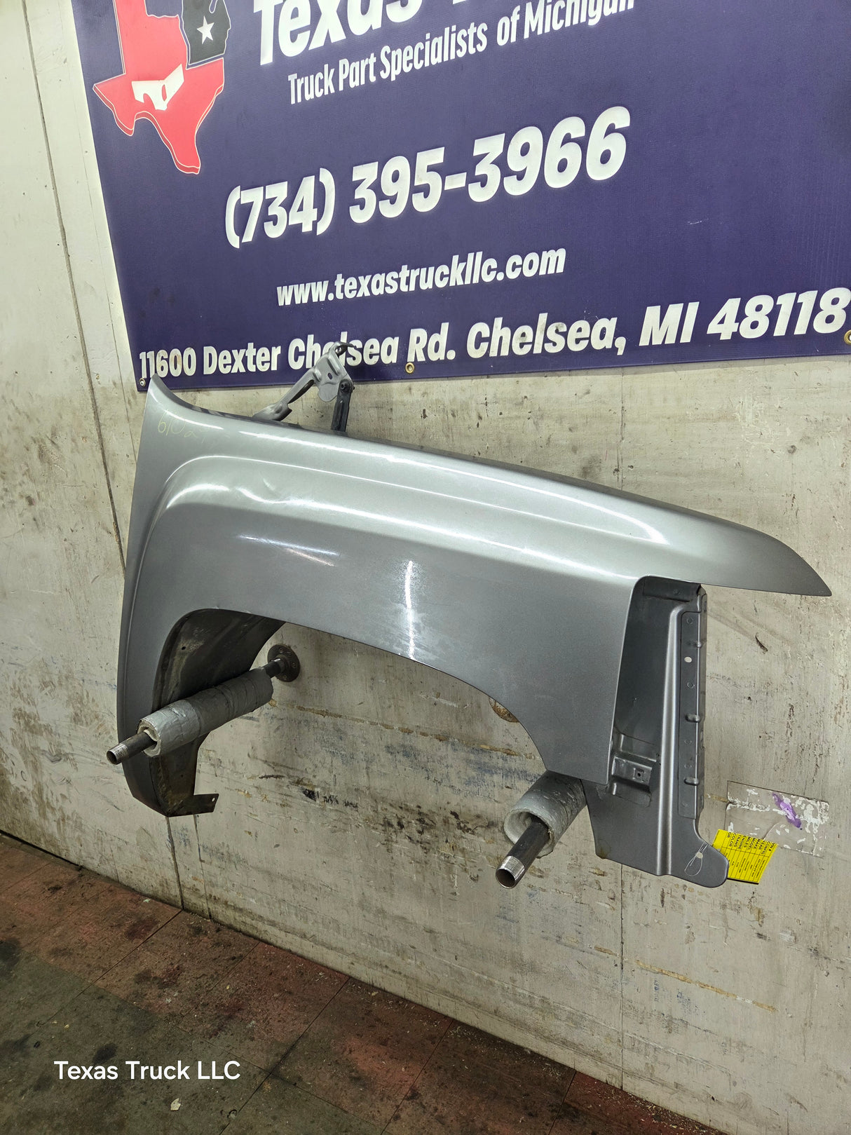 2007-2013 Chevrolet Silverado Passenger Side Front RH Fender 1500 2500 3500 HD