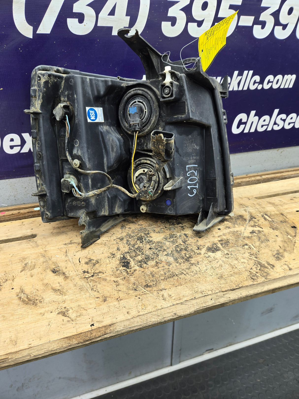 2007-2013 Chevrolet Silverado 1500 2500 3500 LH Driver Side Halogen Headlight