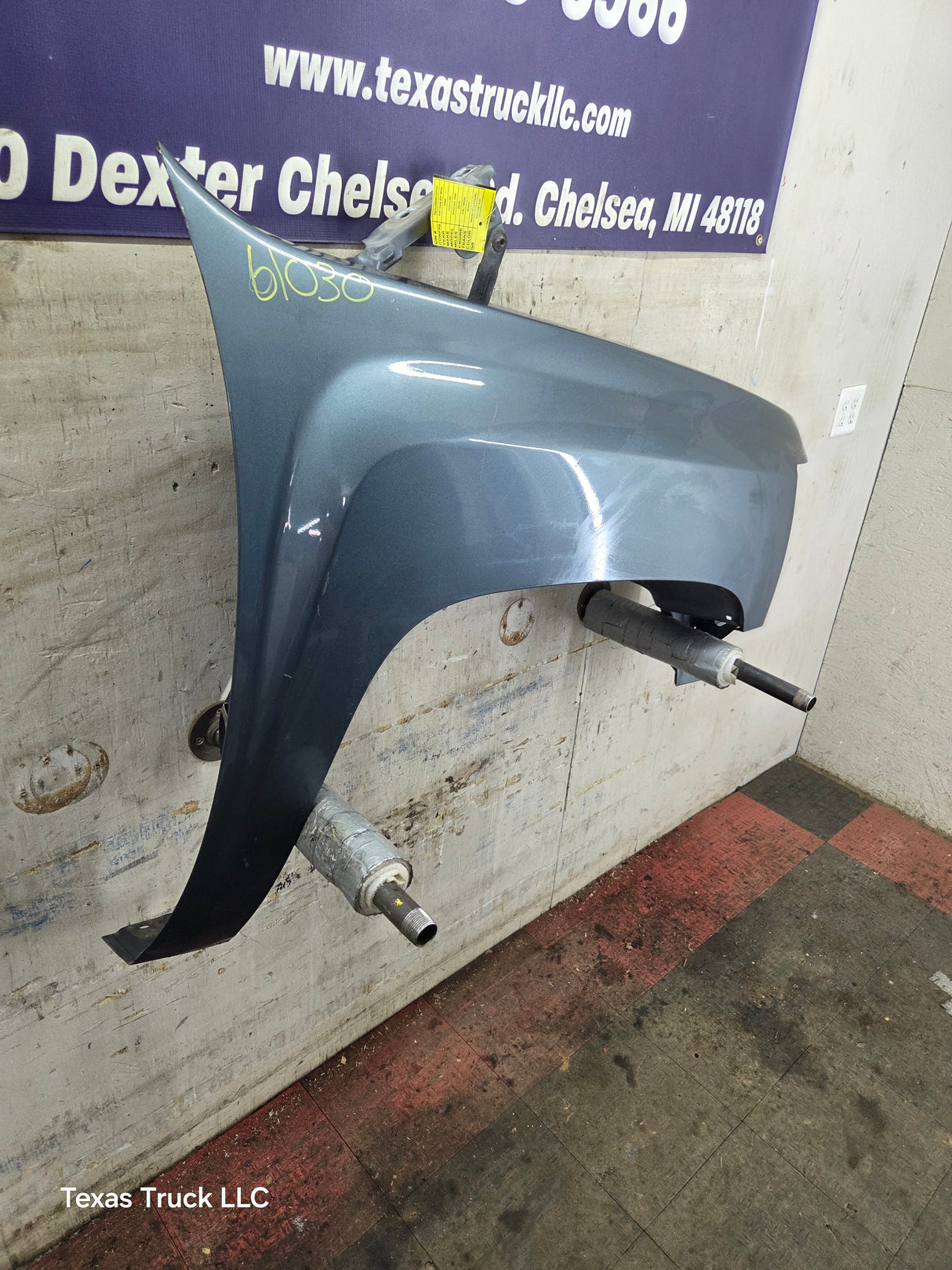 2007-2013 Chevrolet Silverado Passenger Side Front RH Fender 1500 2500 3500 HD