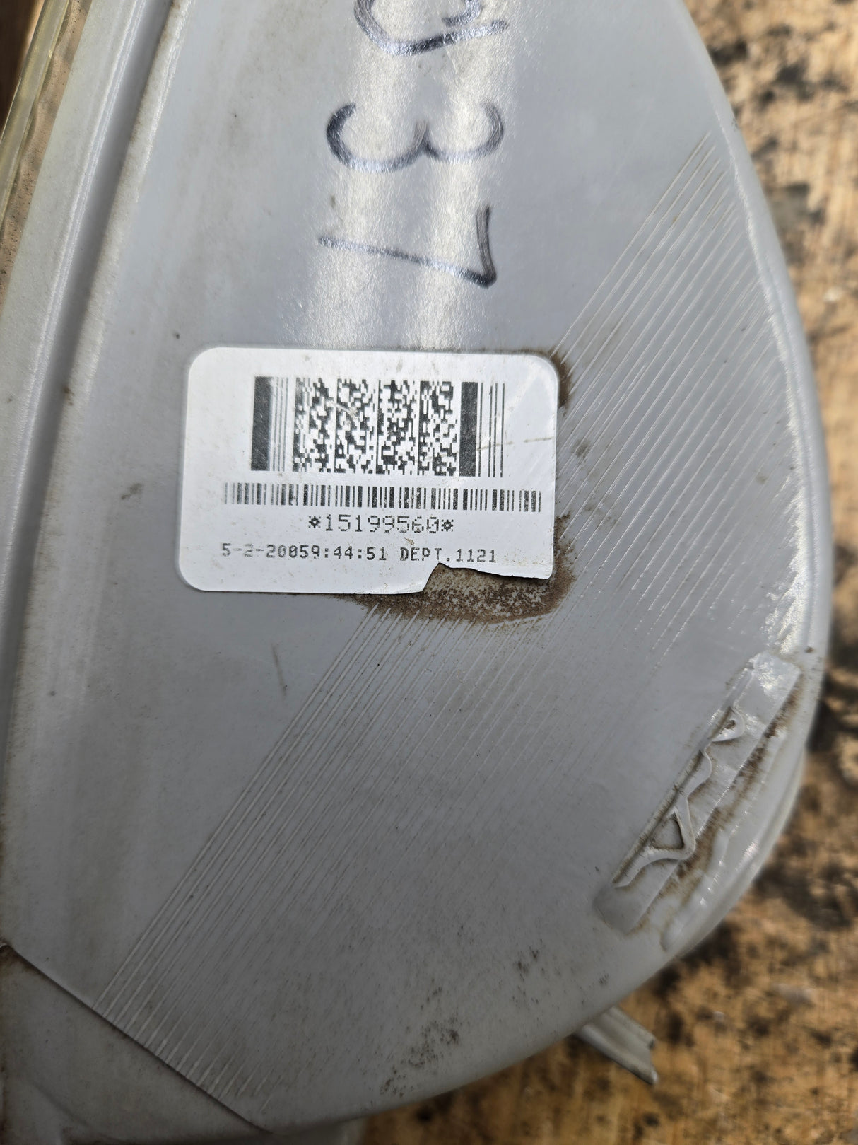 1999-2007 GMC Sierra Yukon 1500 2500 3500 LH Driver Side Turn Signal Parking Light Assembly 16524675