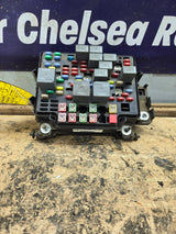 2003-2005 Chevrolet Silverado / GMC Sierra 1500 250 3500 Engine Bay Fuse Box - 15115615