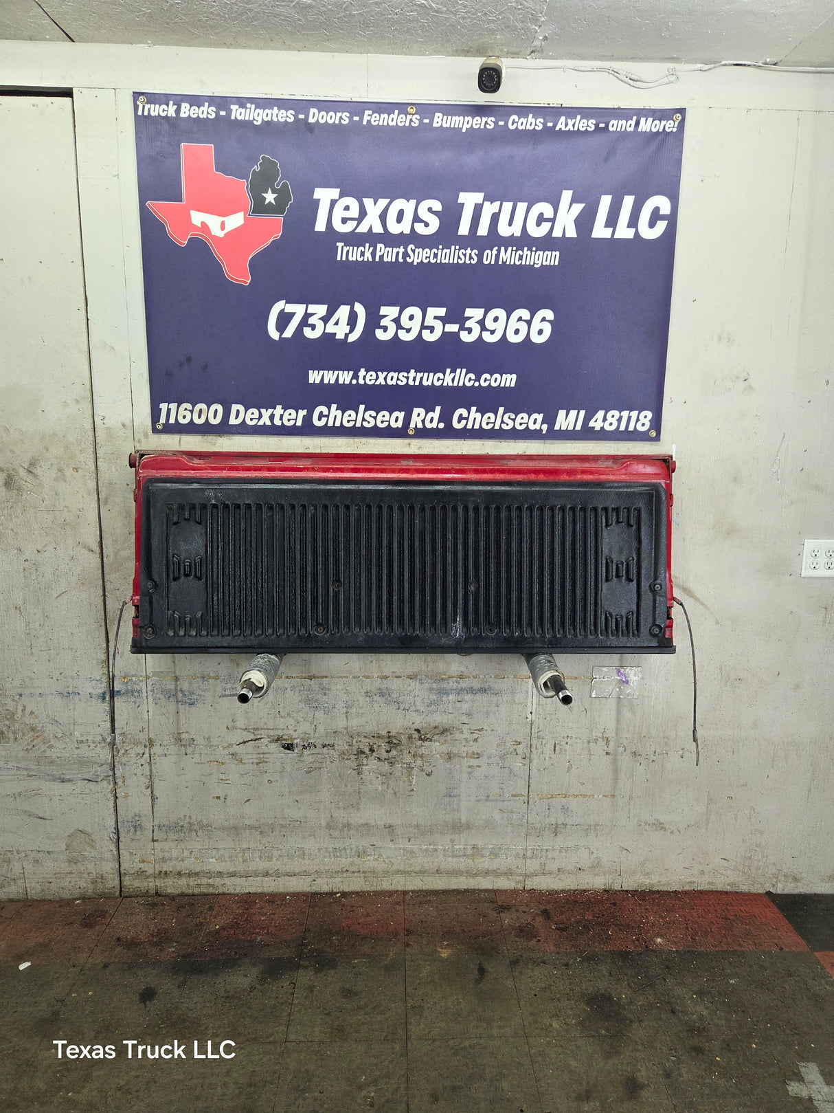 1997-2003 F150 / 1999-2007 Ford F250 F350 F450 F550 Super Duty Tailgate