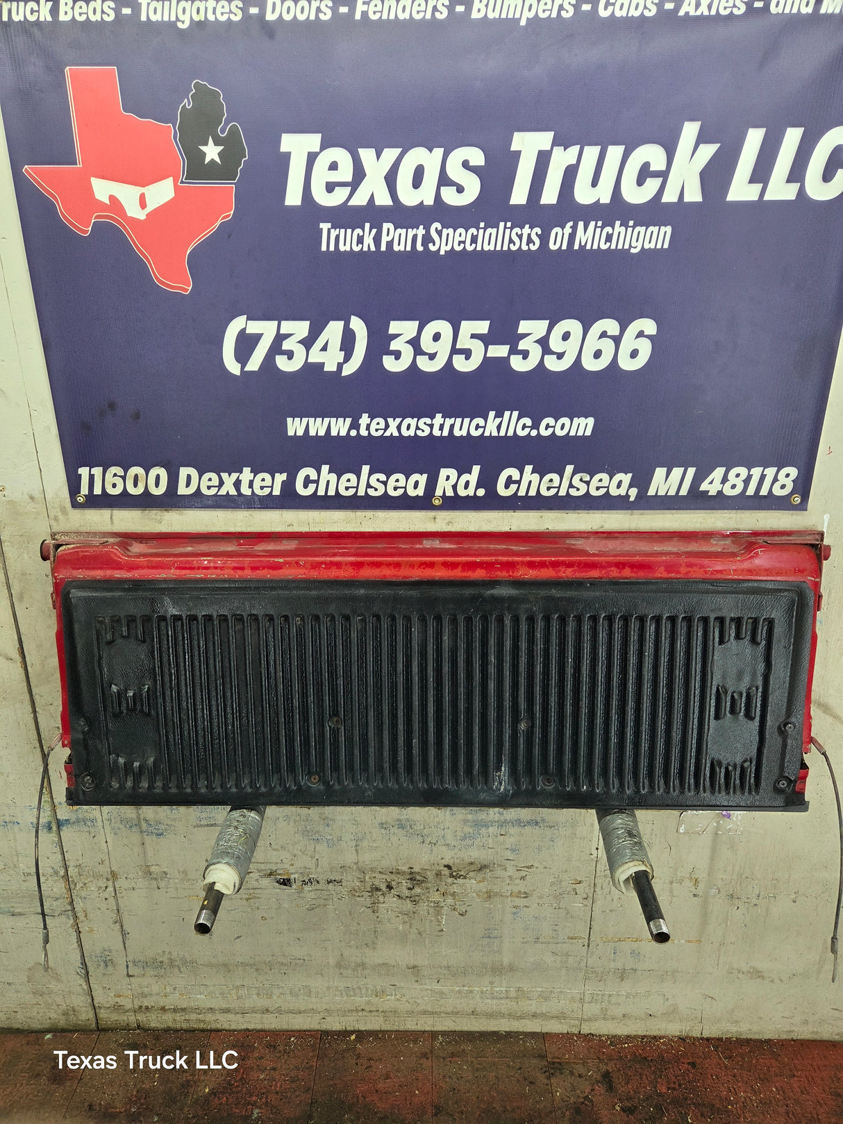 1997-2003 F150 / 1999-2007 Ford F250 F350 F450 F550 Super Duty Tailgate