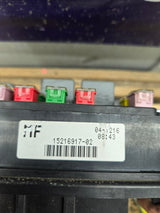 2006-2007 Chevrolet Silverado / GMC Sierra 250 3500 6.6L Engine Bay Fuse Box - 15216917
