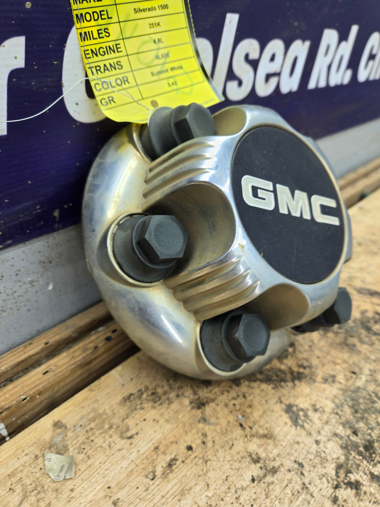 1999-2006 GMC Center Cap Hub Cap 15039488