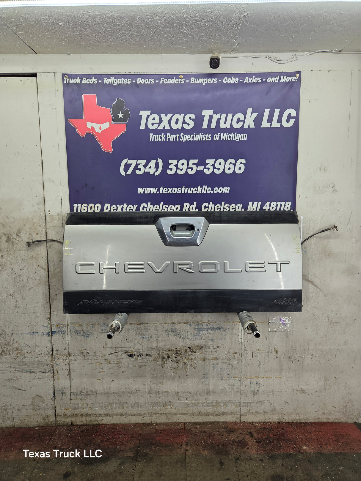 2002-2006 Chevrolet Avalanche 1500 2500 Tailgate