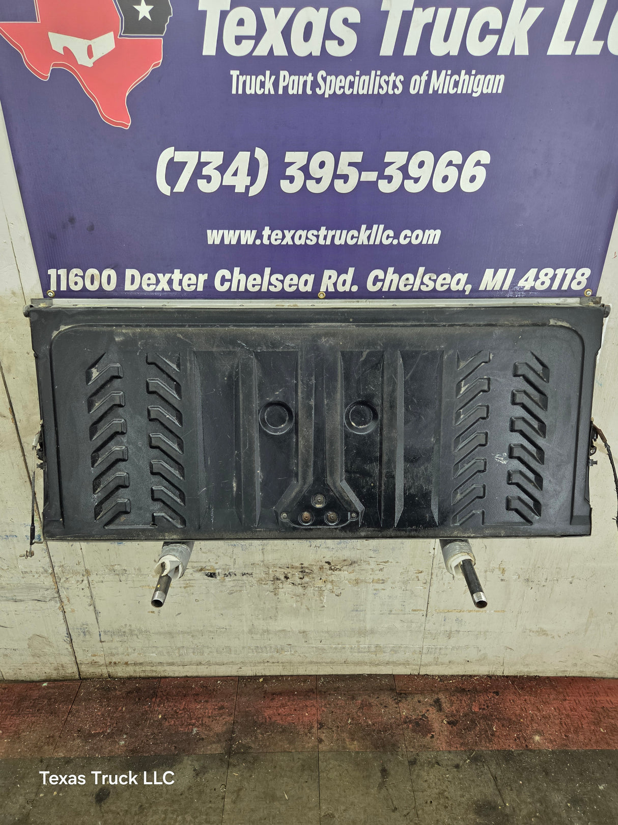 2002-2006 Chevrolet Avalanche 1500 2500 Tailgate
