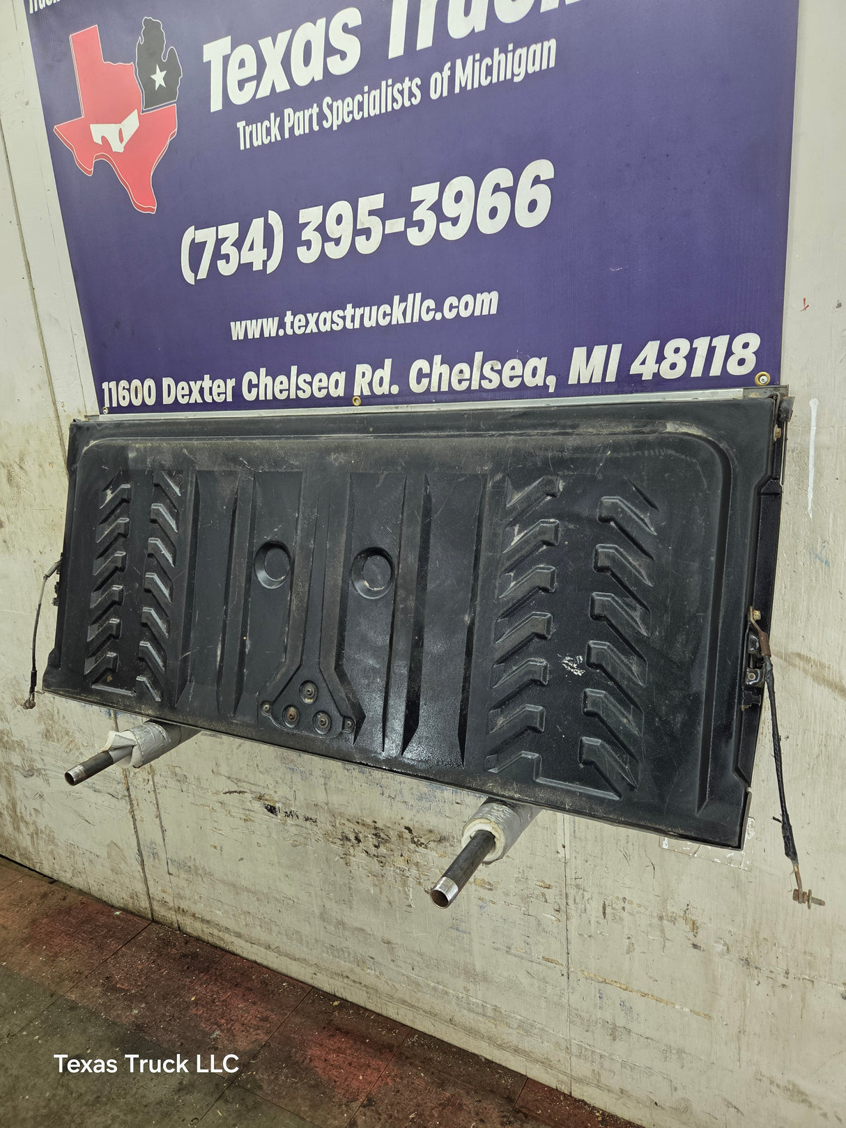 2002-2006 Chevrolet Avalanche 1500 2500 Tailgate