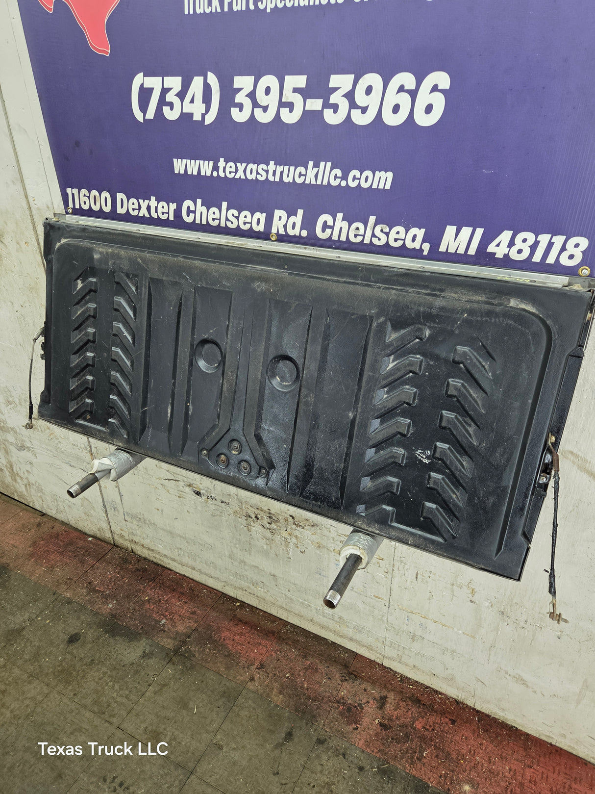 2002-2006 Chevrolet Avalanche 1500 2500 Tailgate