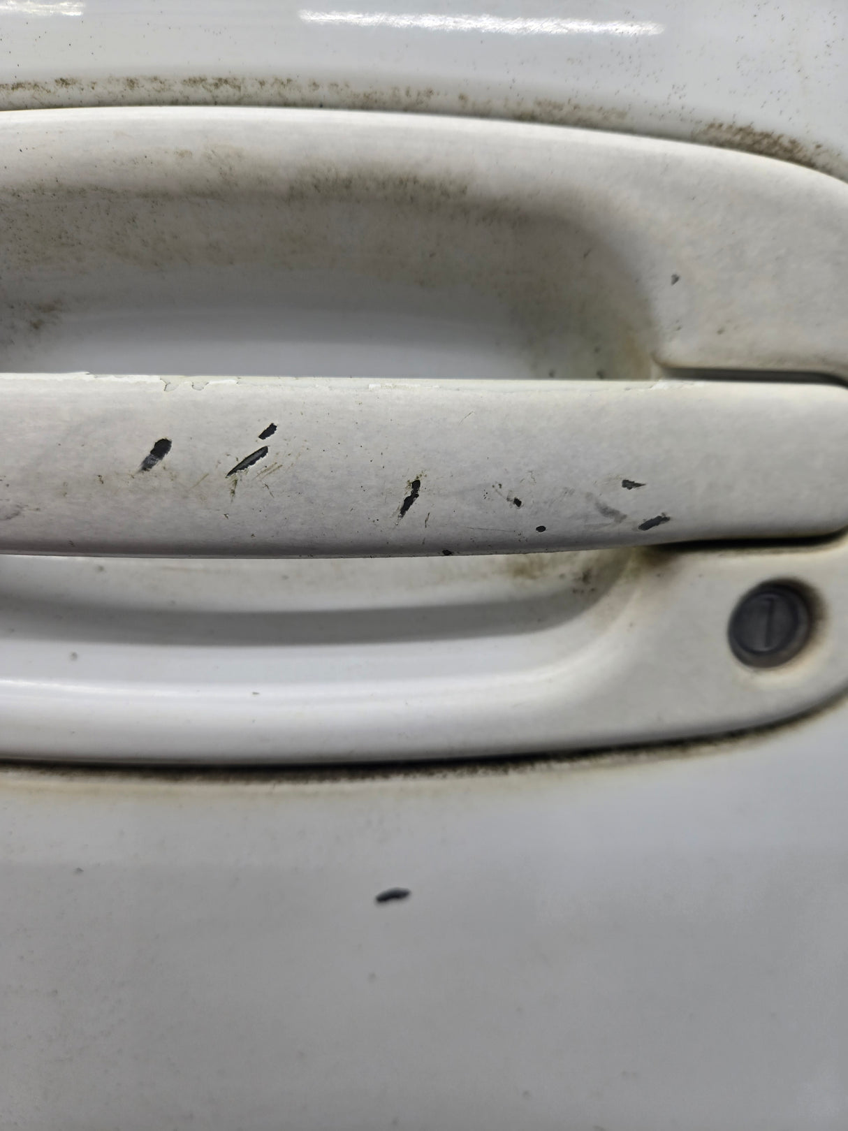 1999-2006 Chevrolet Silverado / GMC Sierra 1500 2500 3500 HD Front Driver Side Door LH