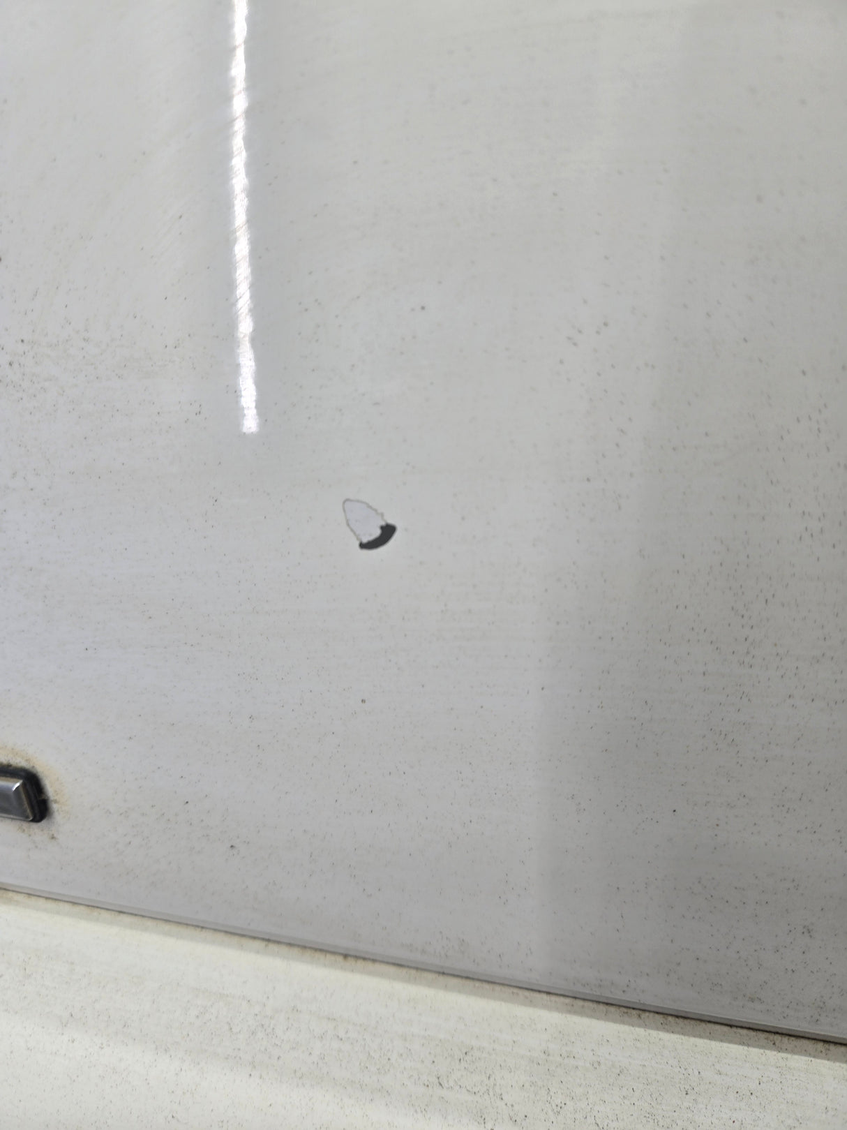 1999-2006 Chevrolet Silverado / GMC Sierra 1500 2500 3500 HD Front Driver Side Door LH