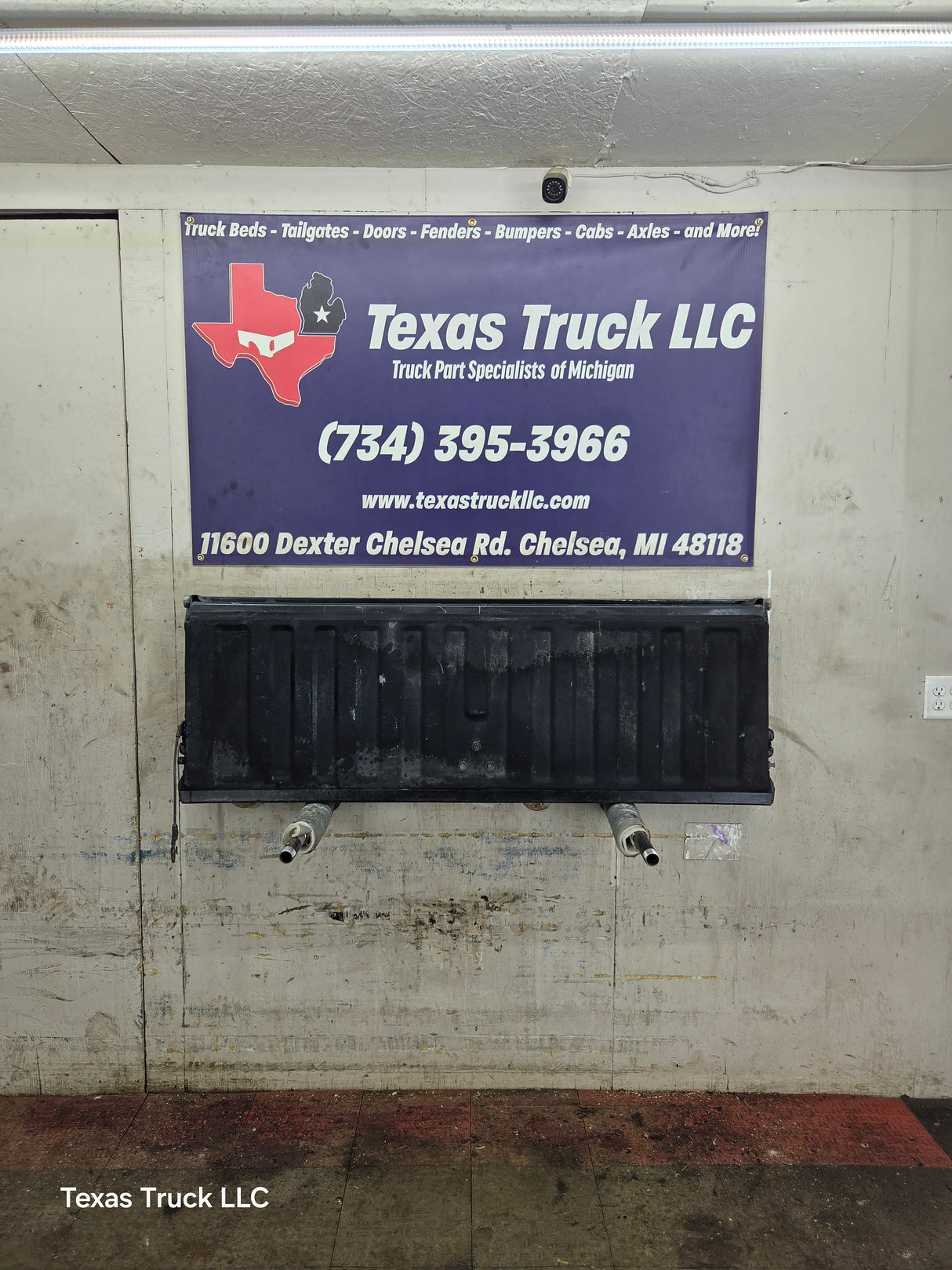 1999-2007 Chevrolet Silverado / GMC Sierra 1500 2500 3500 Tailgate