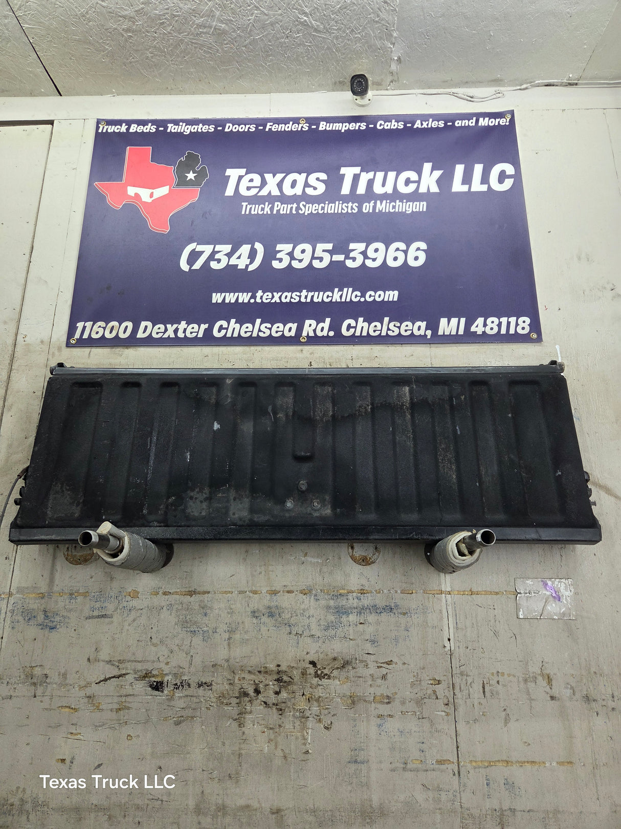 1999-2007 Chevrolet Silverado / GMC Sierra 1500 2500 3500 Tailgate