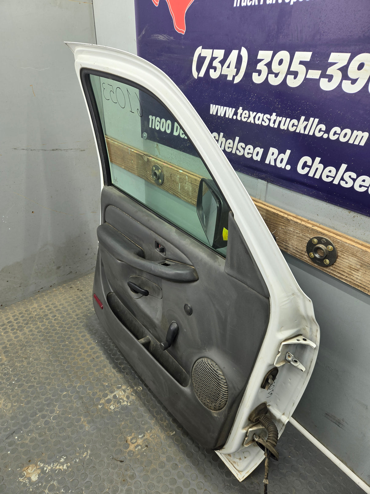 1999-2006 Chevrolet Silverado / GMC Sierra 1500 2500 3500 HD Driver Side Front Door LH - Grey