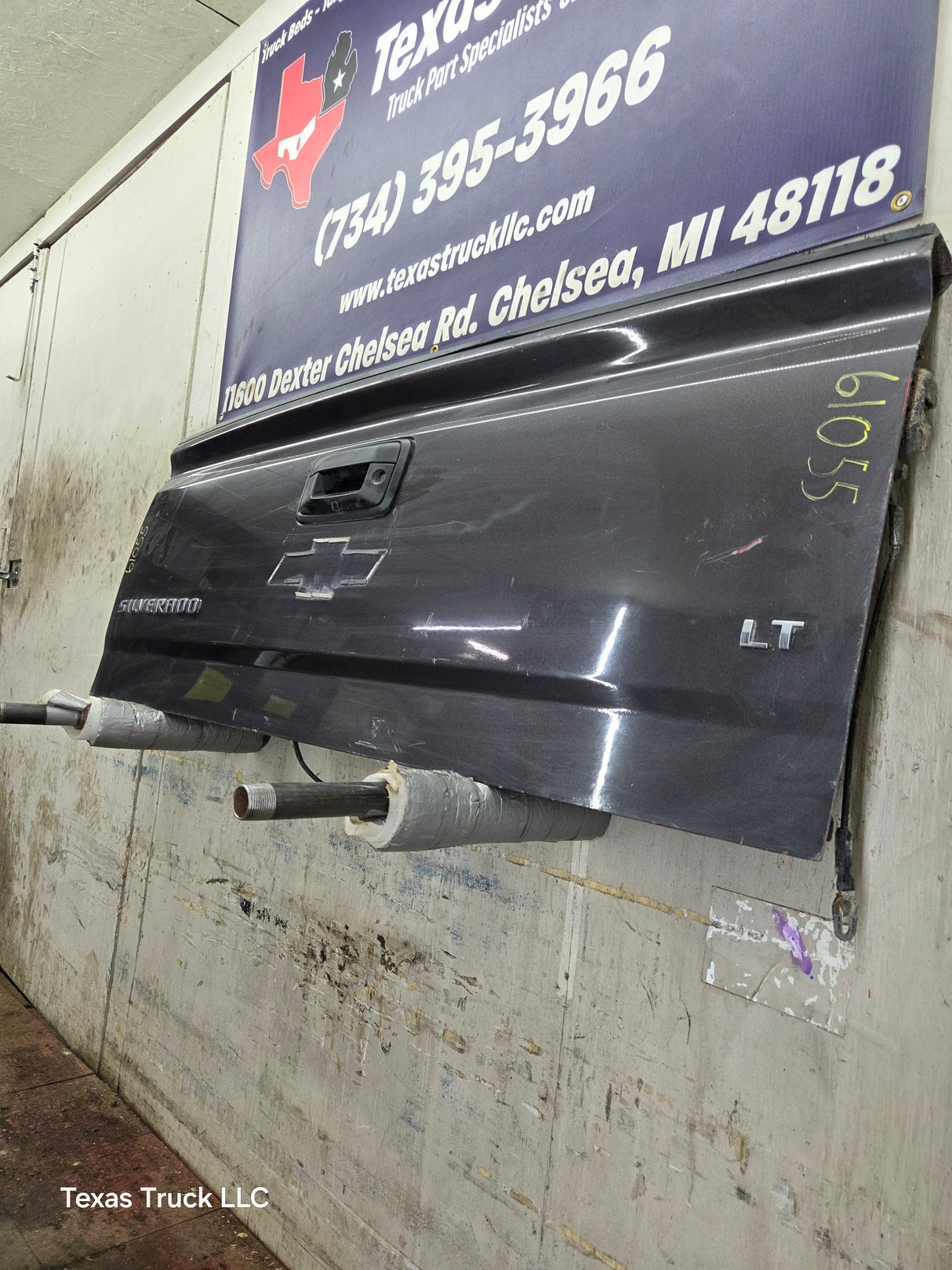2014-2019 Chevrolet Silverado / GMC Sierra 1500 2500 3500 HD Tailgate
