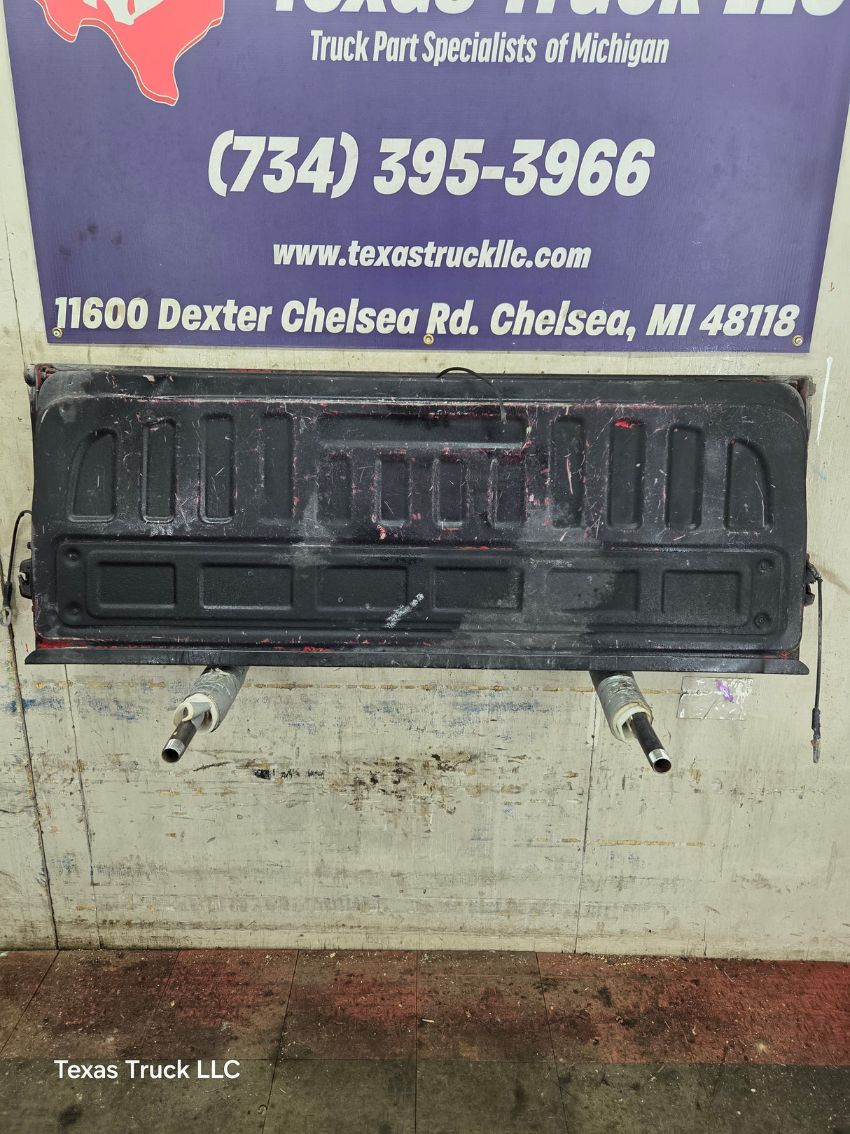 2014-2019 Chevrolet Silverado / GMC Sierra 1500 2500 3500 HD Tailgate