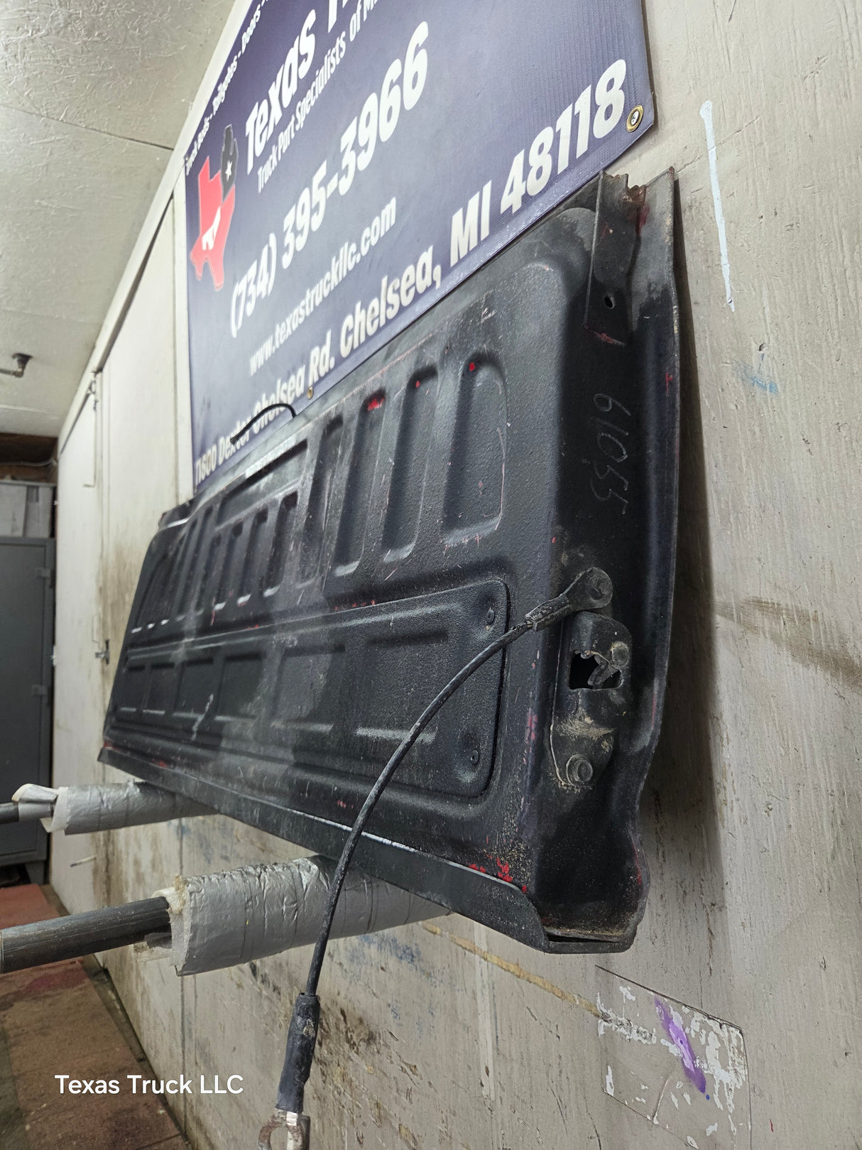 2014-2019 Chevrolet Silverado / GMC Sierra 1500 2500 3500 HD Tailgate