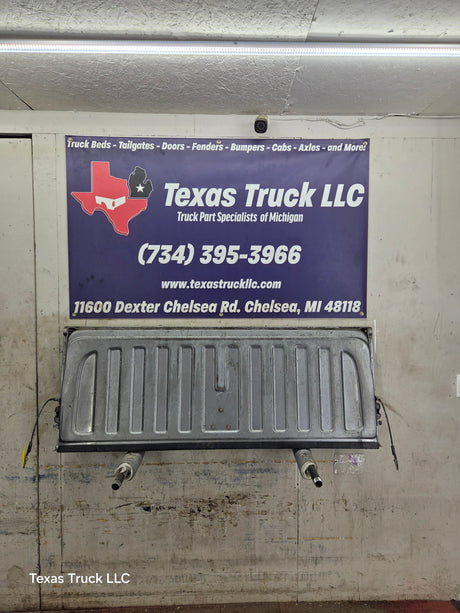2007-2013 Chevrolet Silverado / GMC Sierra 1500 2500 3500 HD Tailgate