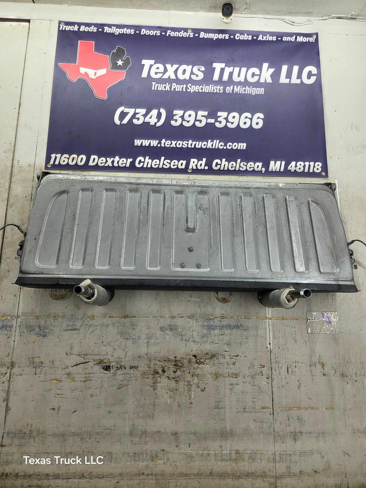 2007-2013 Chevrolet Silverado / GMC Sierra 1500 2500 3500 HD Tailgate