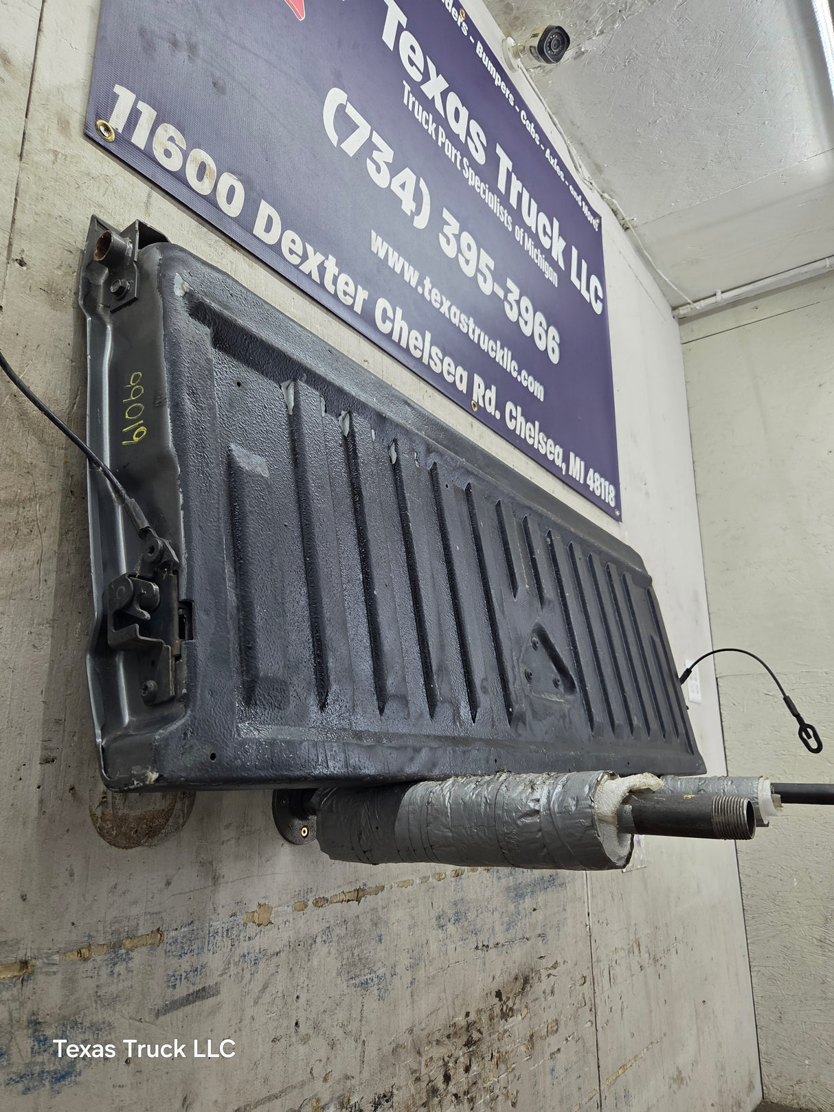 2005-2011 Dodge Dakota 3rd Gen Tailgate