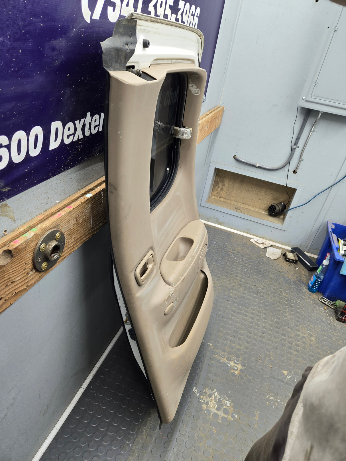 2000-2006 Toyota Tundra Extended Cab Passenger Side Rear Door Rear RH
