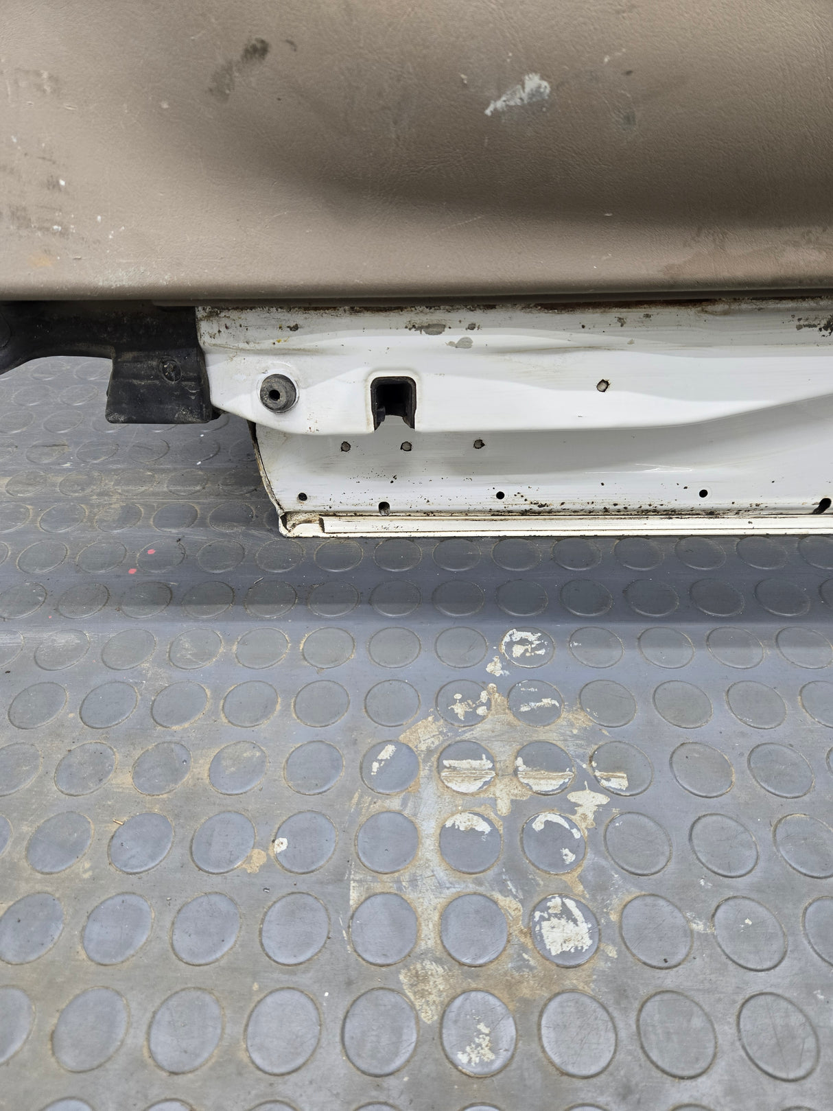 2000-2006 Toyota Tundra Extended Cab Passenger Side Rear Door Rear RH
