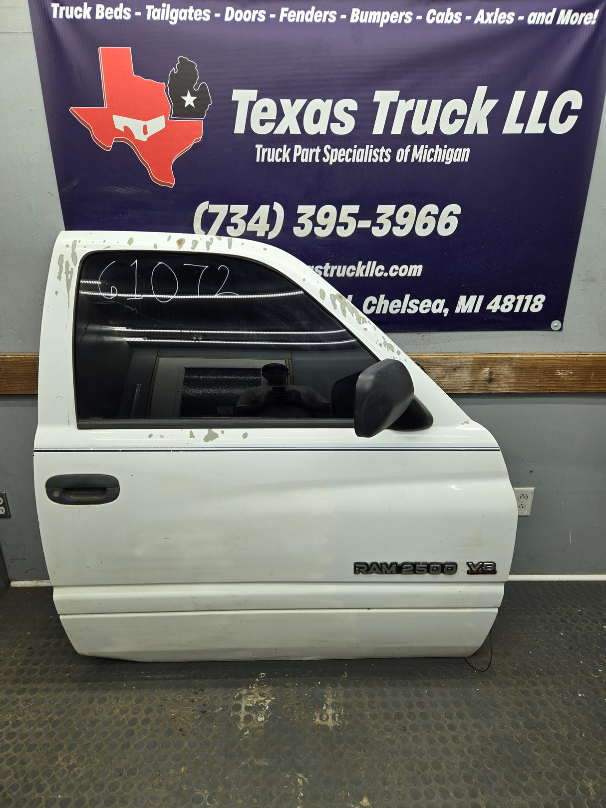 1994-2002 Dodge Ram 2nd Gen RH Passenger Side Front Door Regular Cab / 2 Door Ext Cab 1500 2500 3500 ROUND CORNER