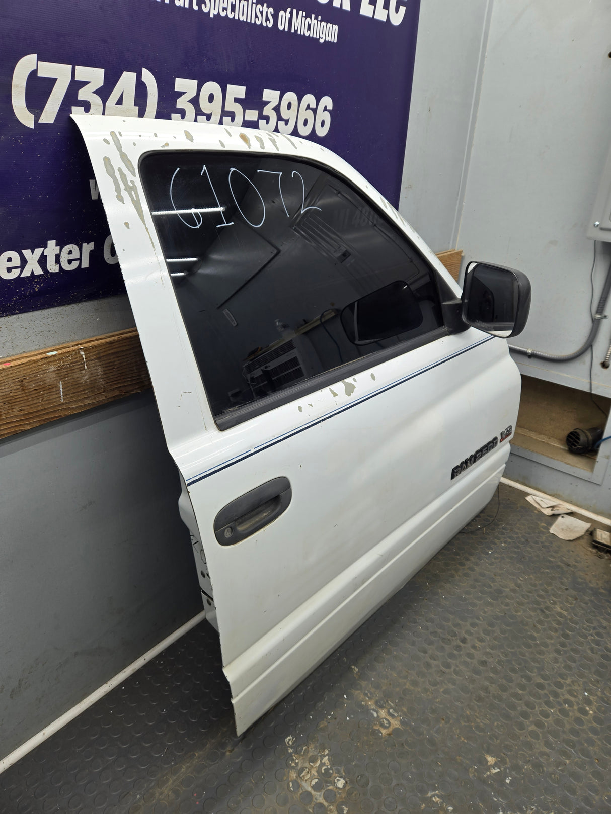 1994-2002 Dodge Ram 2nd Gen RH Passenger Side Front Door Regular Cab / 2 Door Ext Cab 1500 2500 3500 ROUND CORNER