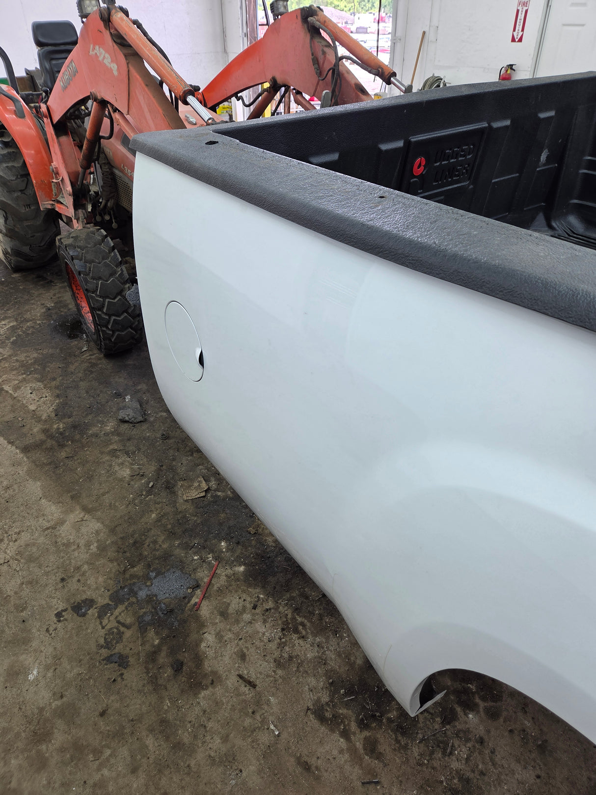 2007-2013 GMC Sierra 1500 2500 3500 HD 8' Long Truck Bed