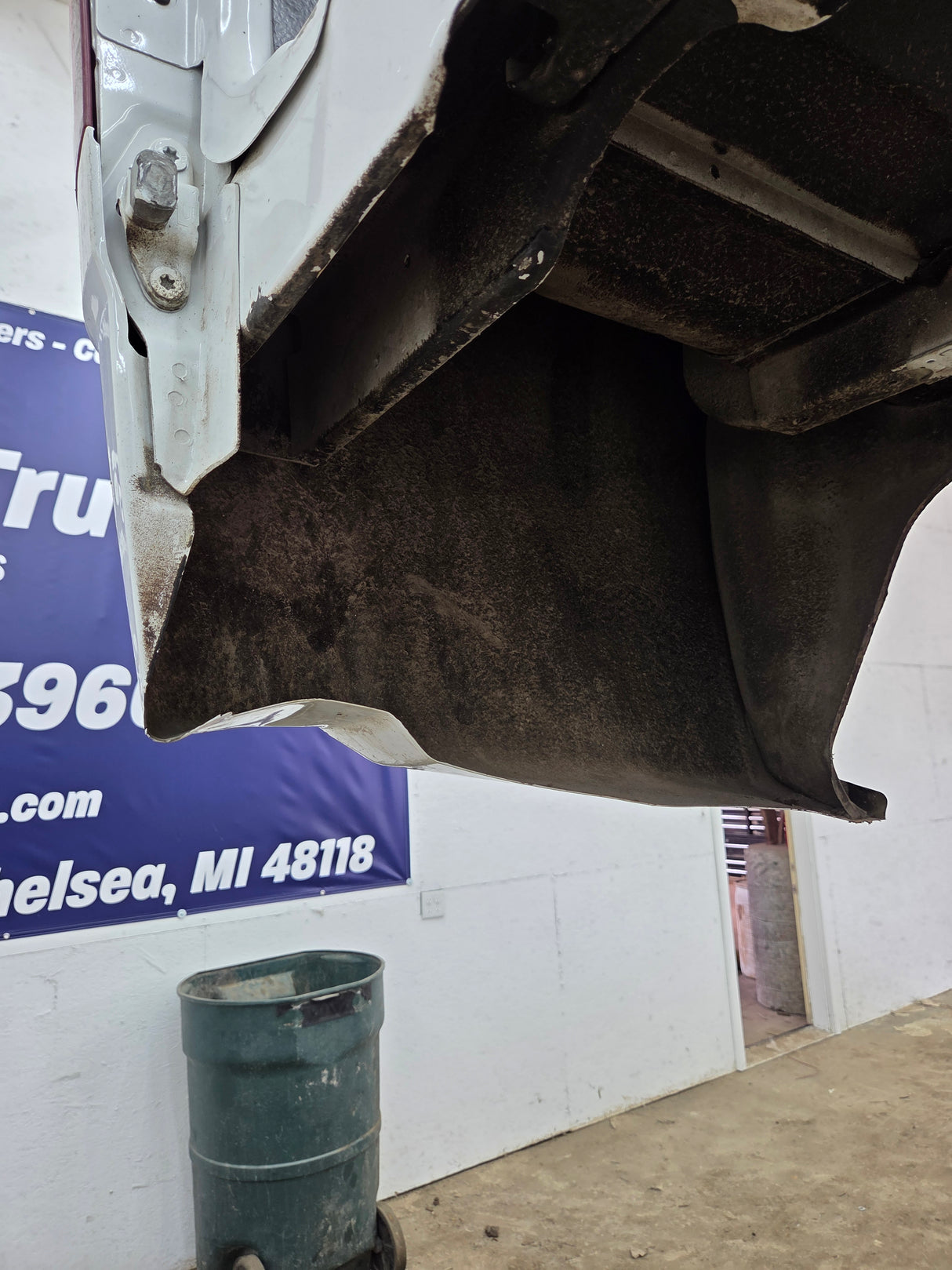 2007-2013 GMC Sierra 1500 2500 3500 HD 8' Long Truck Bed