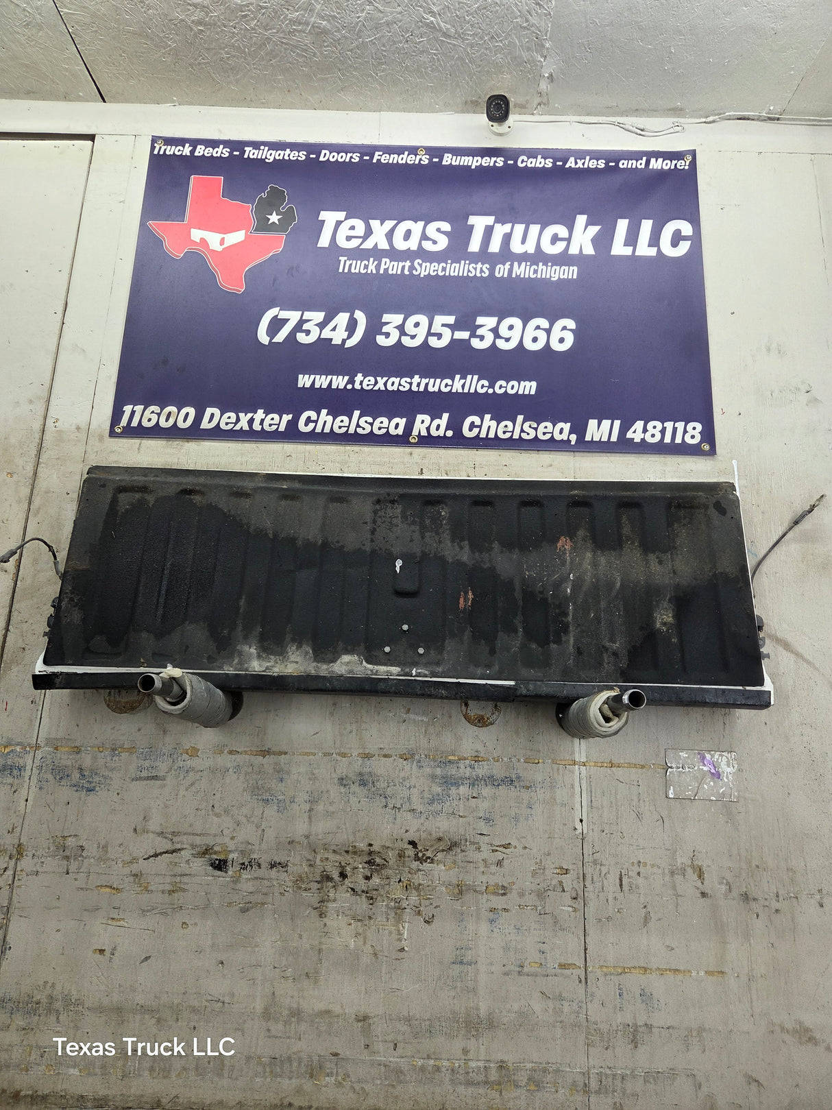 1999-2007 Chevrolet Silverado / GMC Sierra 1500 2500 3500 Tailgate