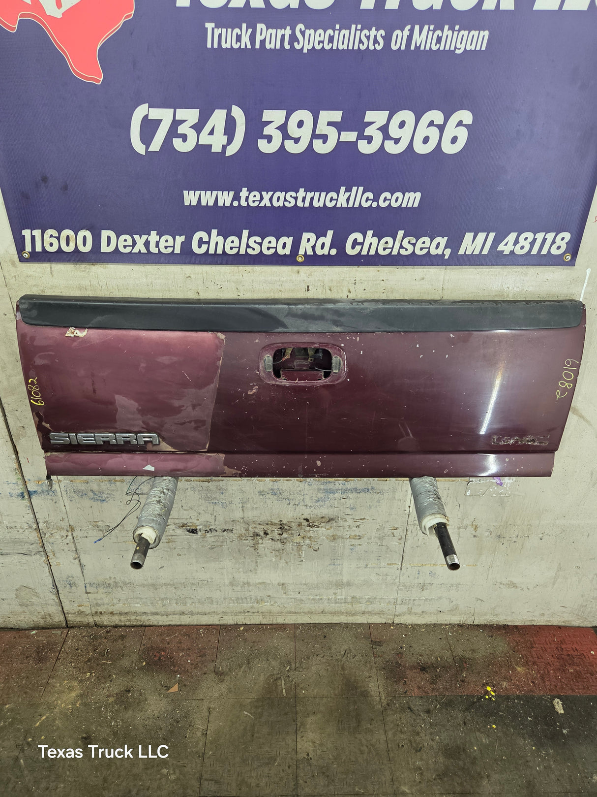 1999-2007 Chevrolet Silverado / GMC Sierra 1500 2500 3500 Tailgate